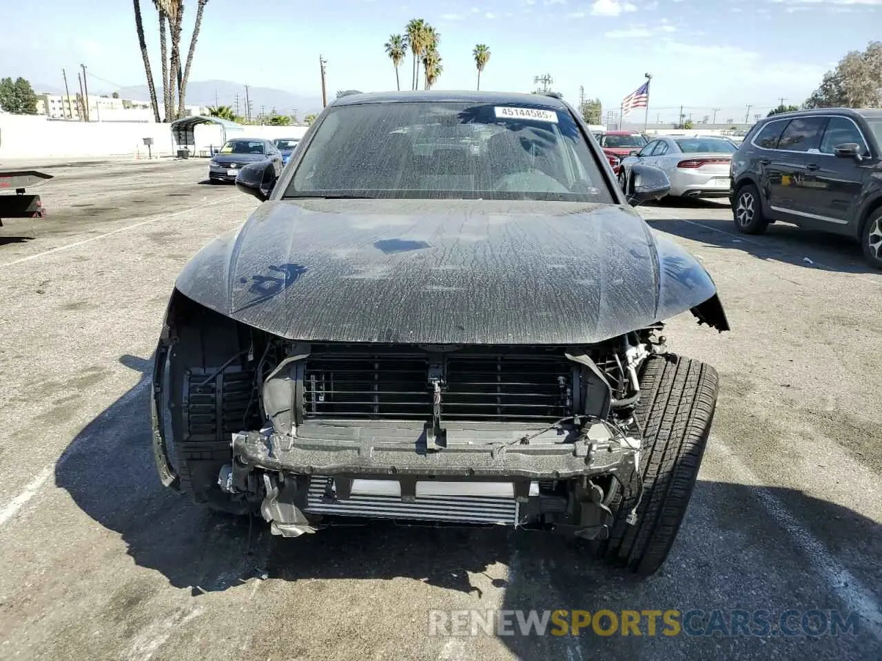 5 Photograph of a damaged car WA1GAAFY7R2099197 AUDI Q5 2024