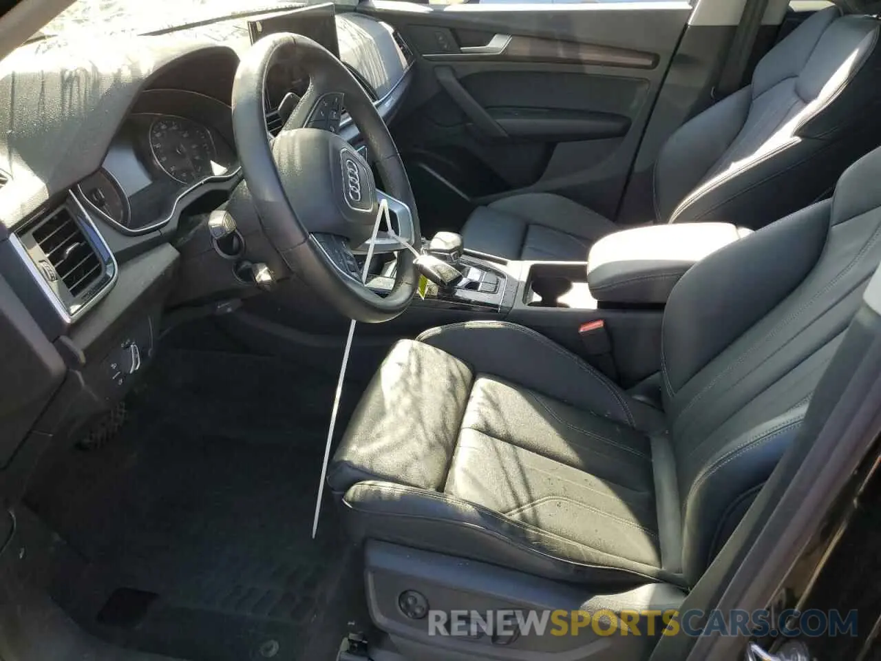 7 Photograph of a damaged car WA1GAAFY8R2000791 AUDI Q5 2024