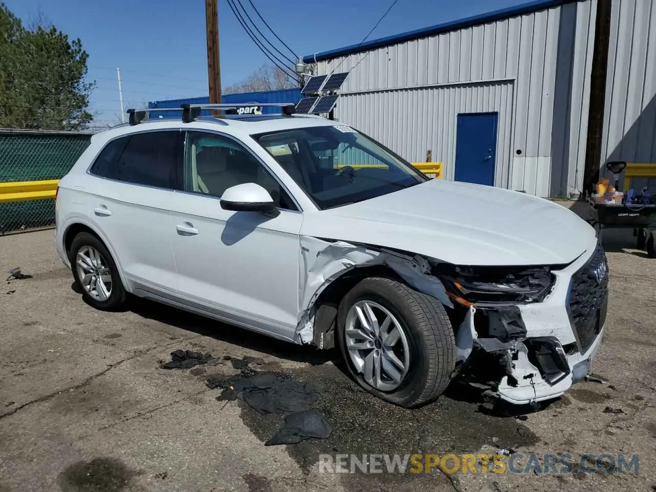 4 Photograph of a damaged car WA1GAAFY8R2017137 AUDI Q5 2024