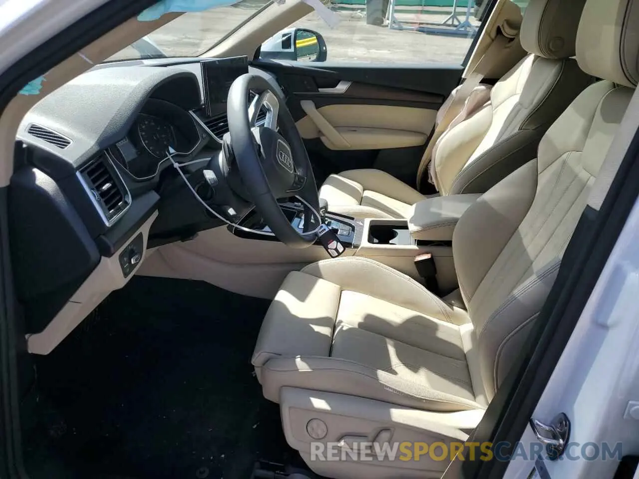 7 Photograph of a damaged car WA1GAAFY8R2017137 AUDI Q5 2024