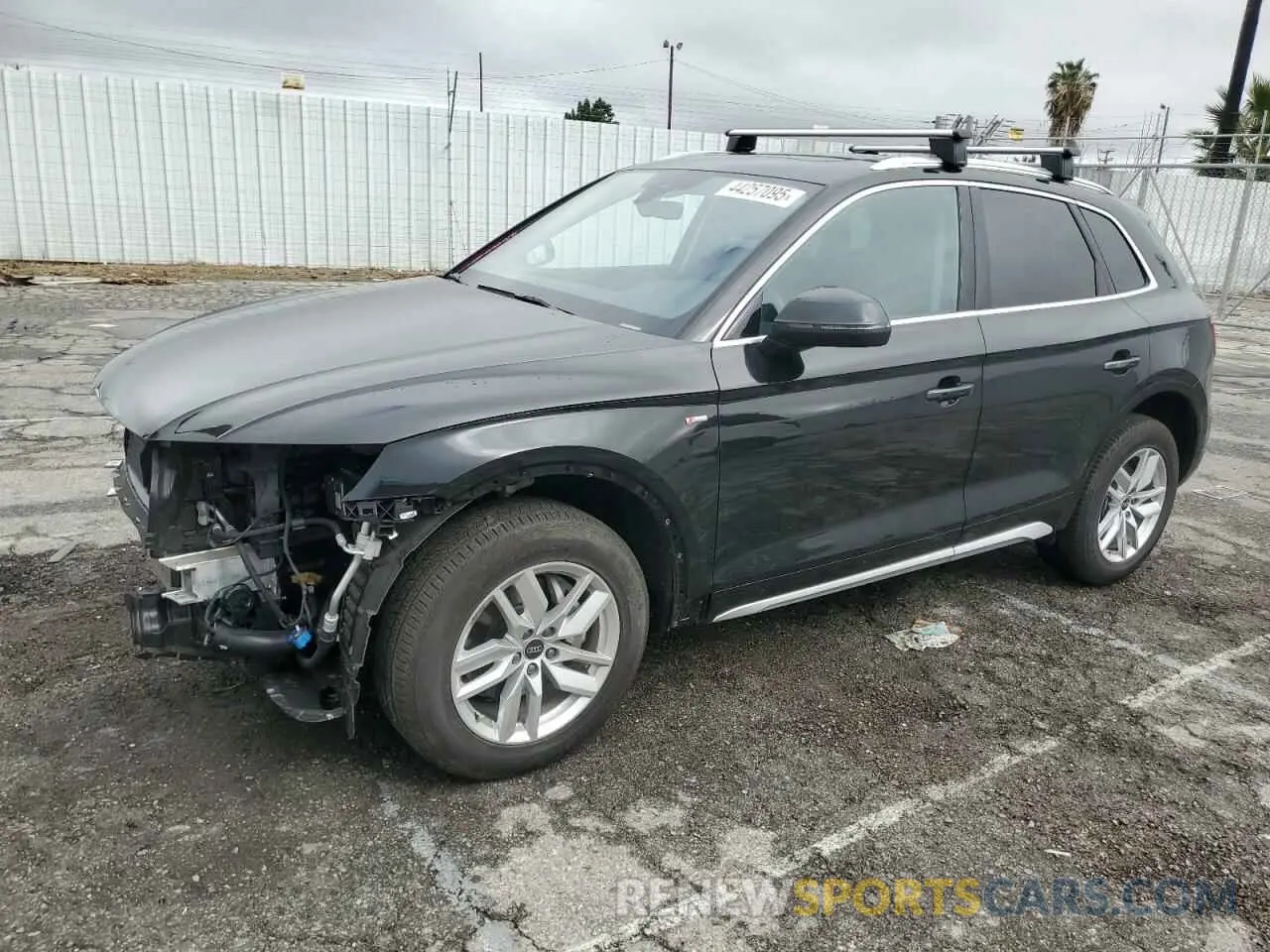 1 Photograph of a damaged car WA1GAAFY8R2017168 AUDI Q5 2024