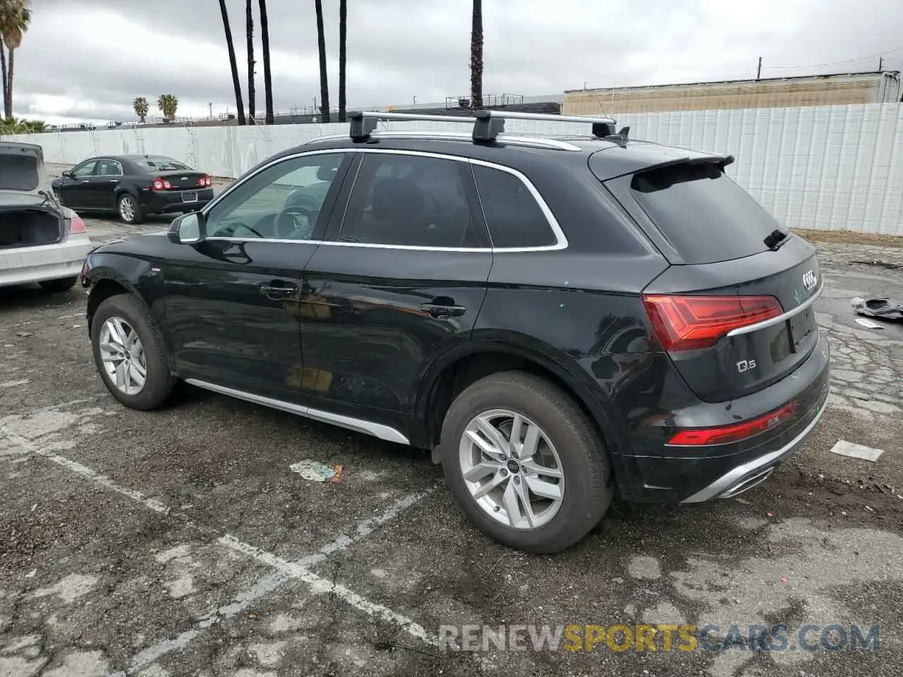 2 Photograph of a damaged car WA1GAAFY8R2017168 AUDI Q5 2024