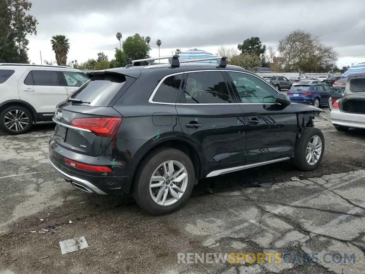 3 Photograph of a damaged car WA1GAAFY8R2017168 AUDI Q5 2024