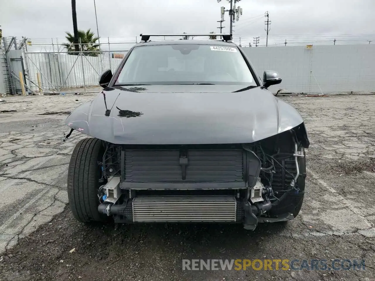 5 Photograph of a damaged car WA1GAAFY8R2017168 AUDI Q5 2024