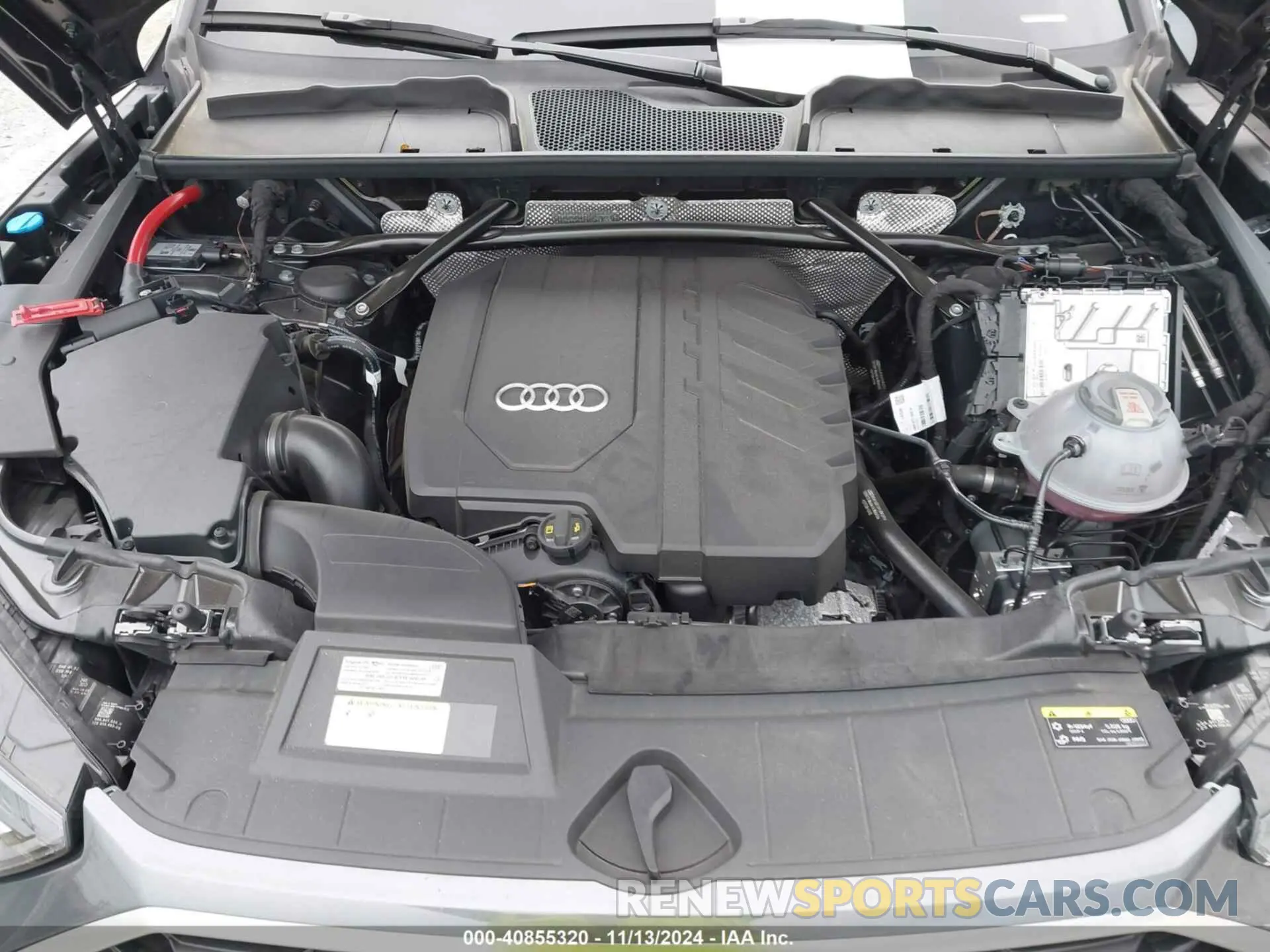 10 Photograph of a damaged car WA1GAAFY8R2050056 AUDI Q5 2024