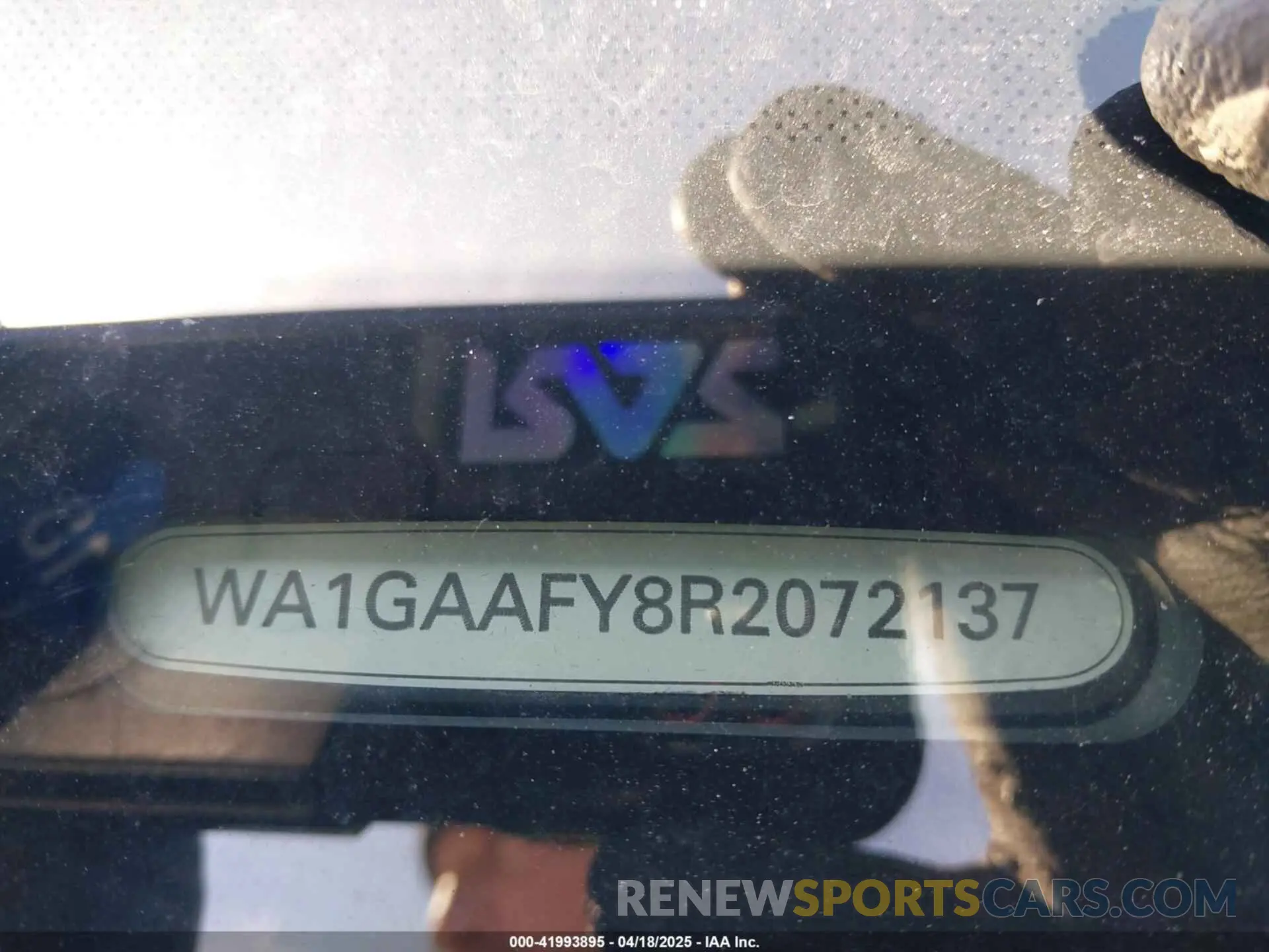 17 Photograph of a damaged car WA1GAAFY8R2072137 AUDI Q5 2024