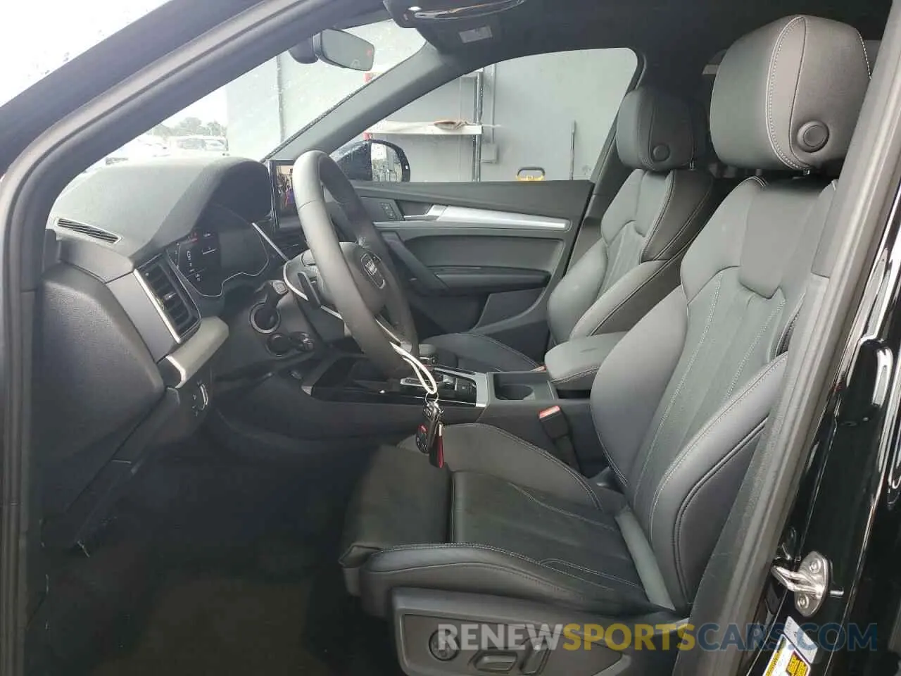 7 Photograph of a damaged car WA1GAAFY8R2102804 AUDI Q5 2024