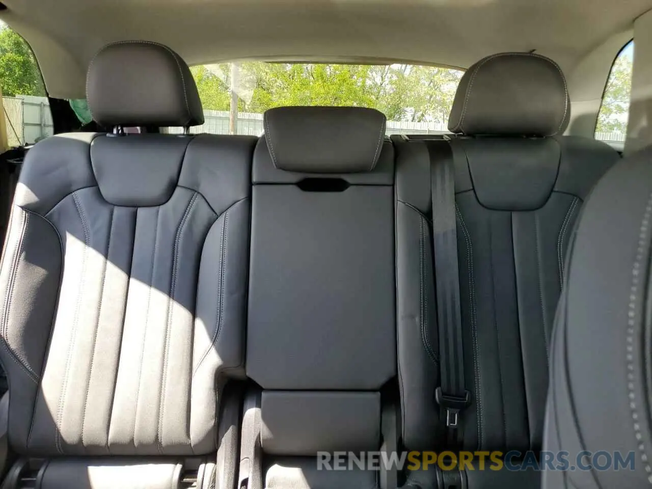 10 Photograph of a damaged car WA1GAAFY9R2066332 AUDI Q5 2024