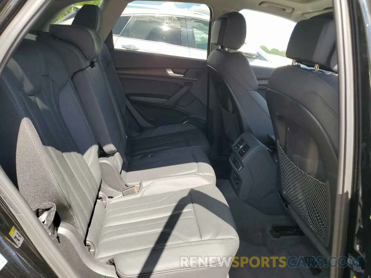 11 Photograph of a damaged car WA1GAAFY9R2066332 AUDI Q5 2024