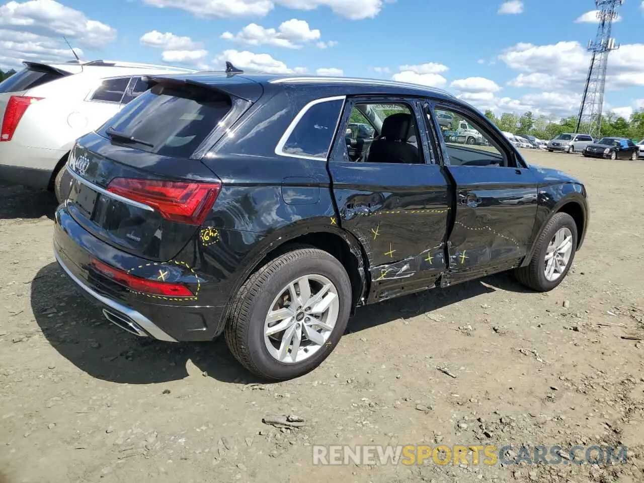3 Photograph of a damaged car WA1GAAFY9R2066332 AUDI Q5 2024