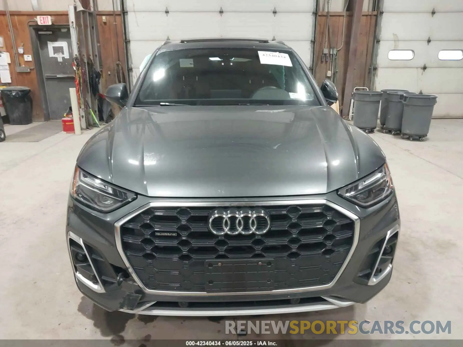 13 Photograph of a damaged car wa1gaafy2r2019935 AUDI Q5 2024