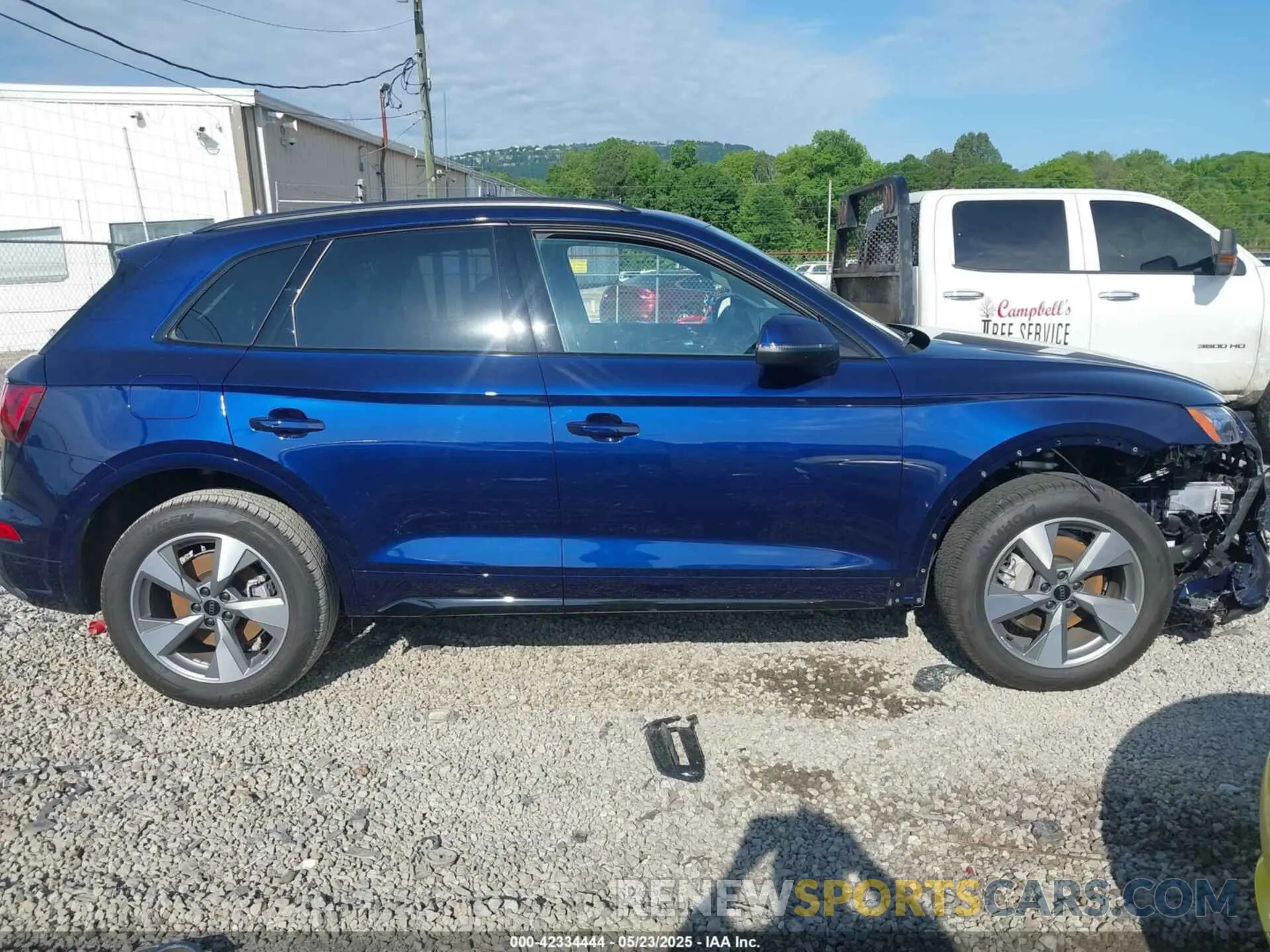 13 Photograph of a damaged car WA1ABAFY1S2050697 AUDI Q5 2025