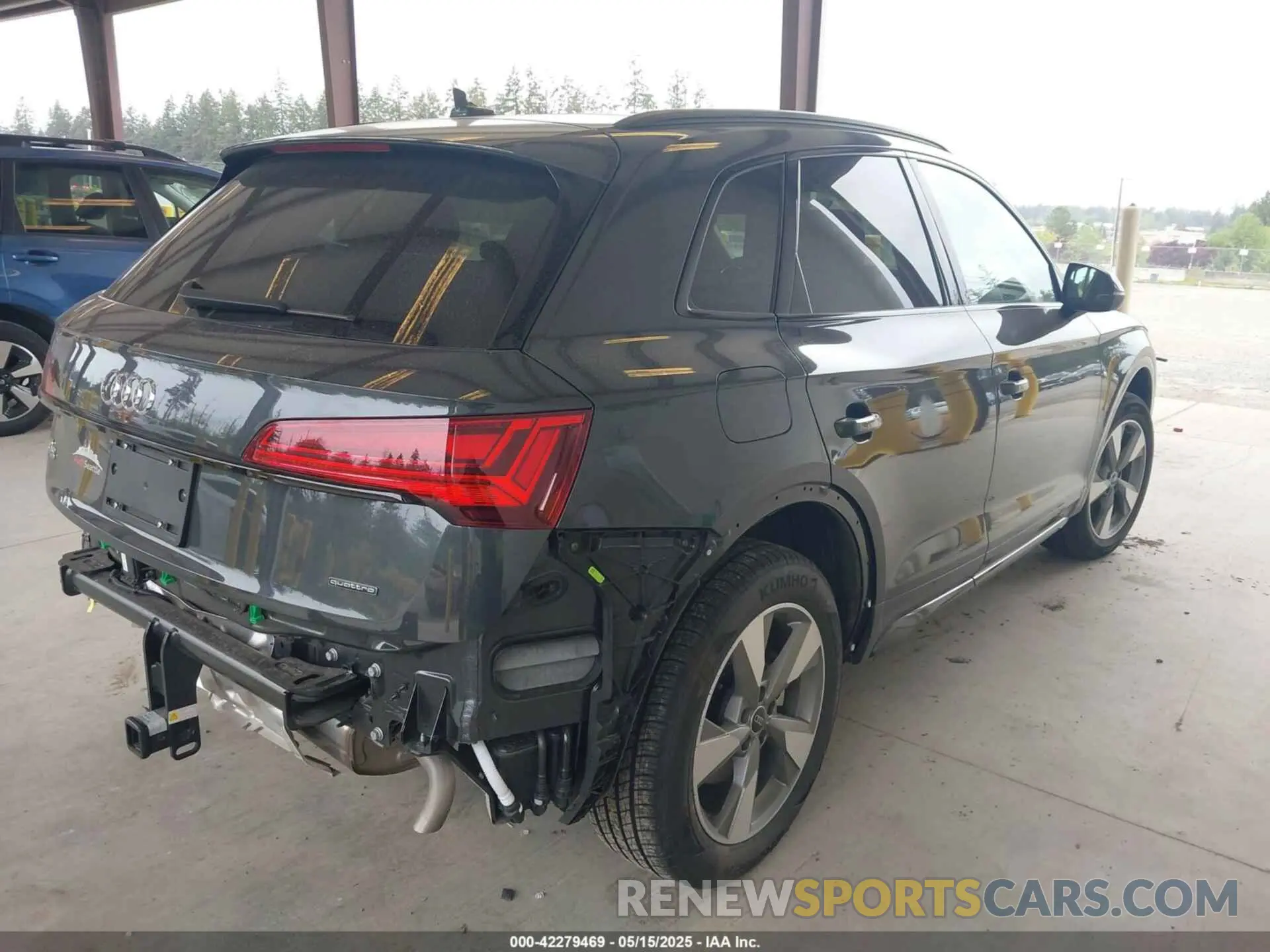 4 Photograph of a damaged car WA1ABAFY9S2045618 AUDI Q5 2025