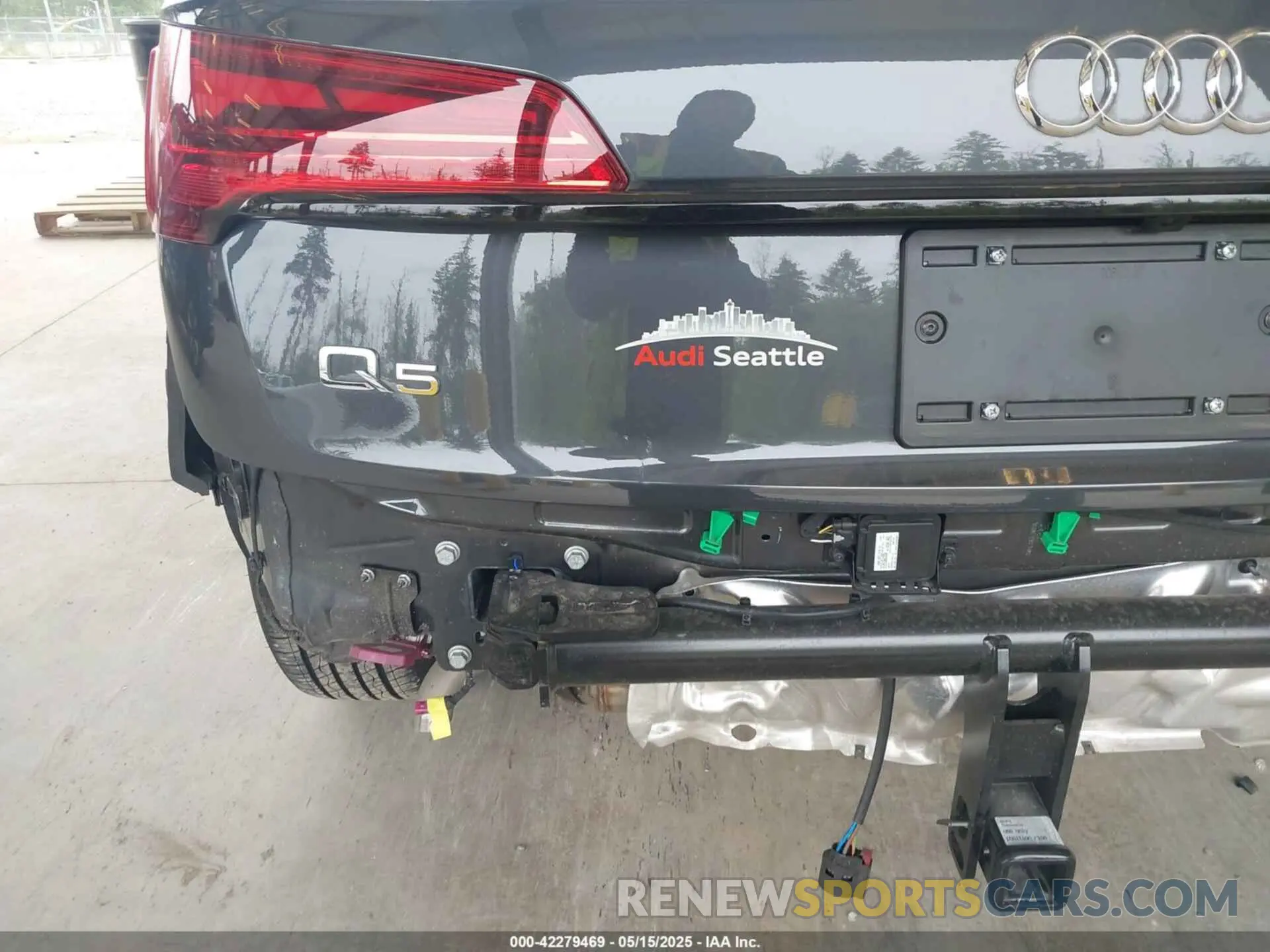 6 Photograph of a damaged car WA1ABAFY9S2045618 AUDI Q5 2025