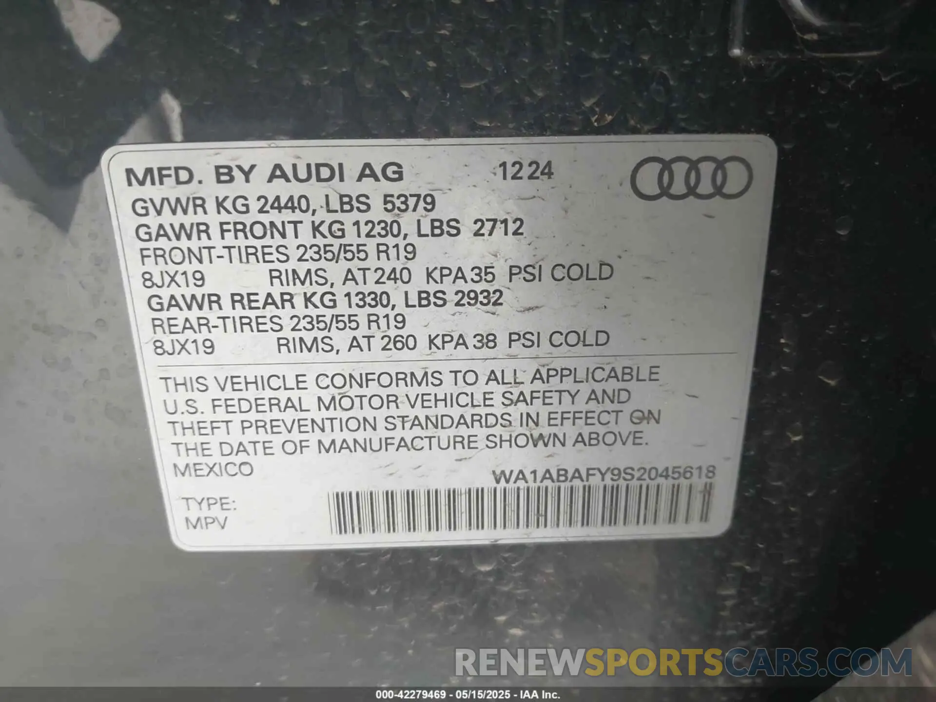 9 Photograph of a damaged car WA1ABAFY9S2045618 AUDI Q5 2025