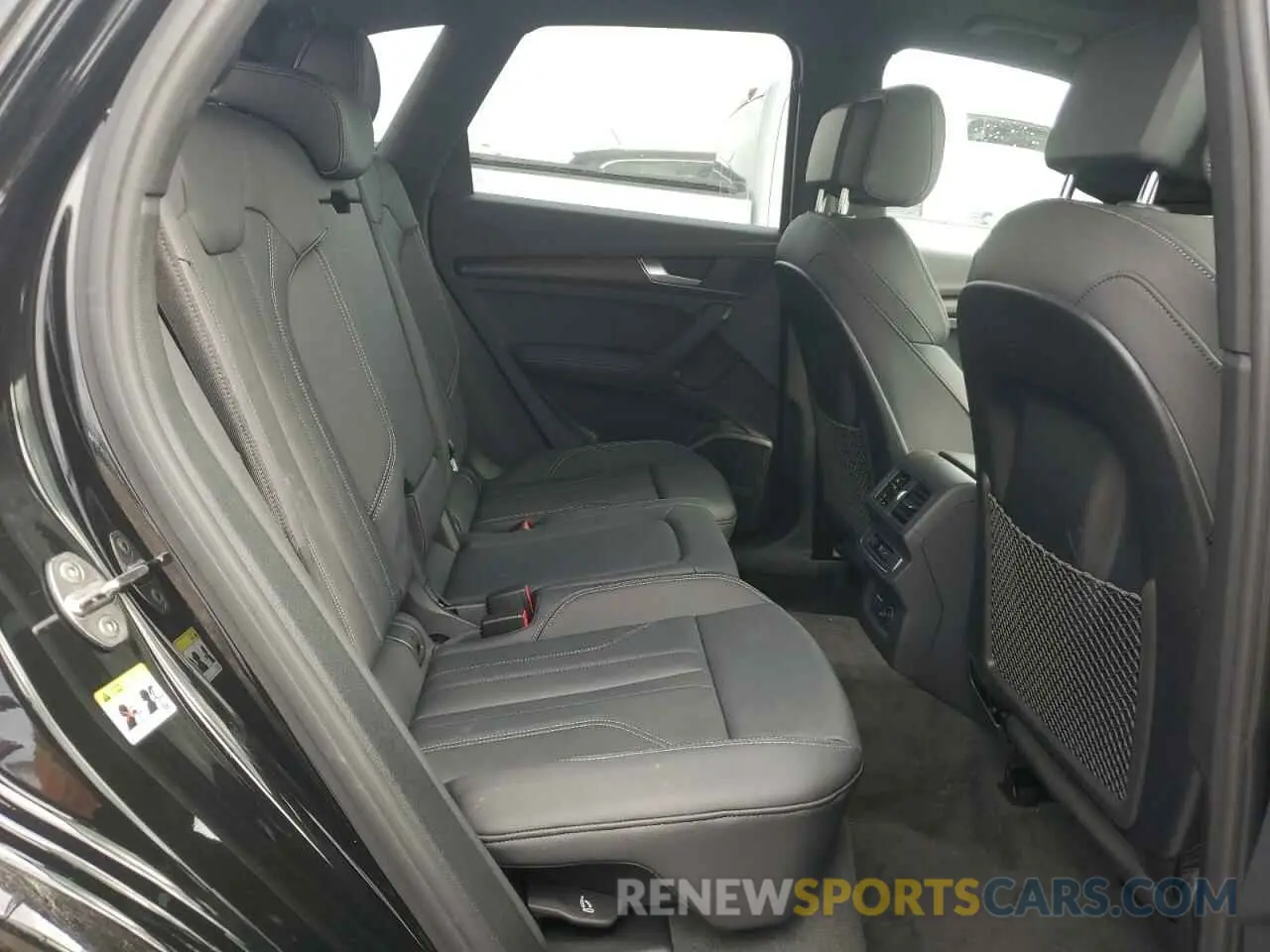 11 Photograph of a damaged car WA1E2AFY0S2022312 AUDI Q5 2025