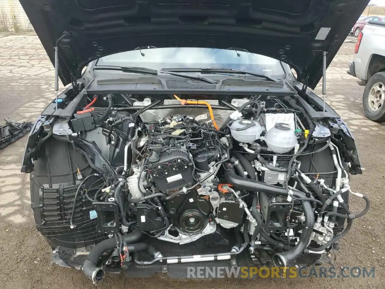 12 Photograph of a damaged car WA1E2AFY0S2022312 AUDI Q5 2025
