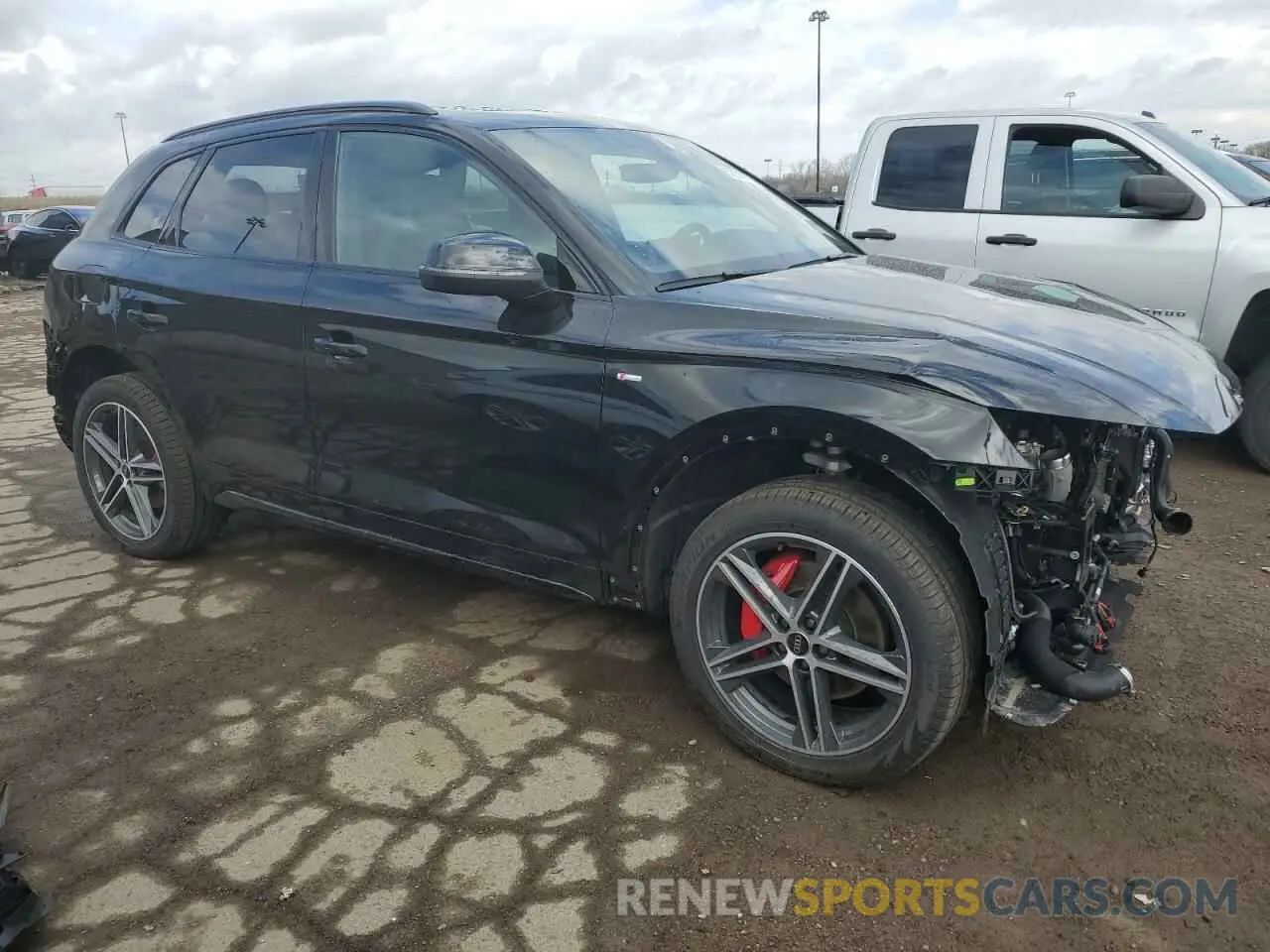 4 Photograph of a damaged car WA1E2AFY0S2022312 AUDI Q5 2025