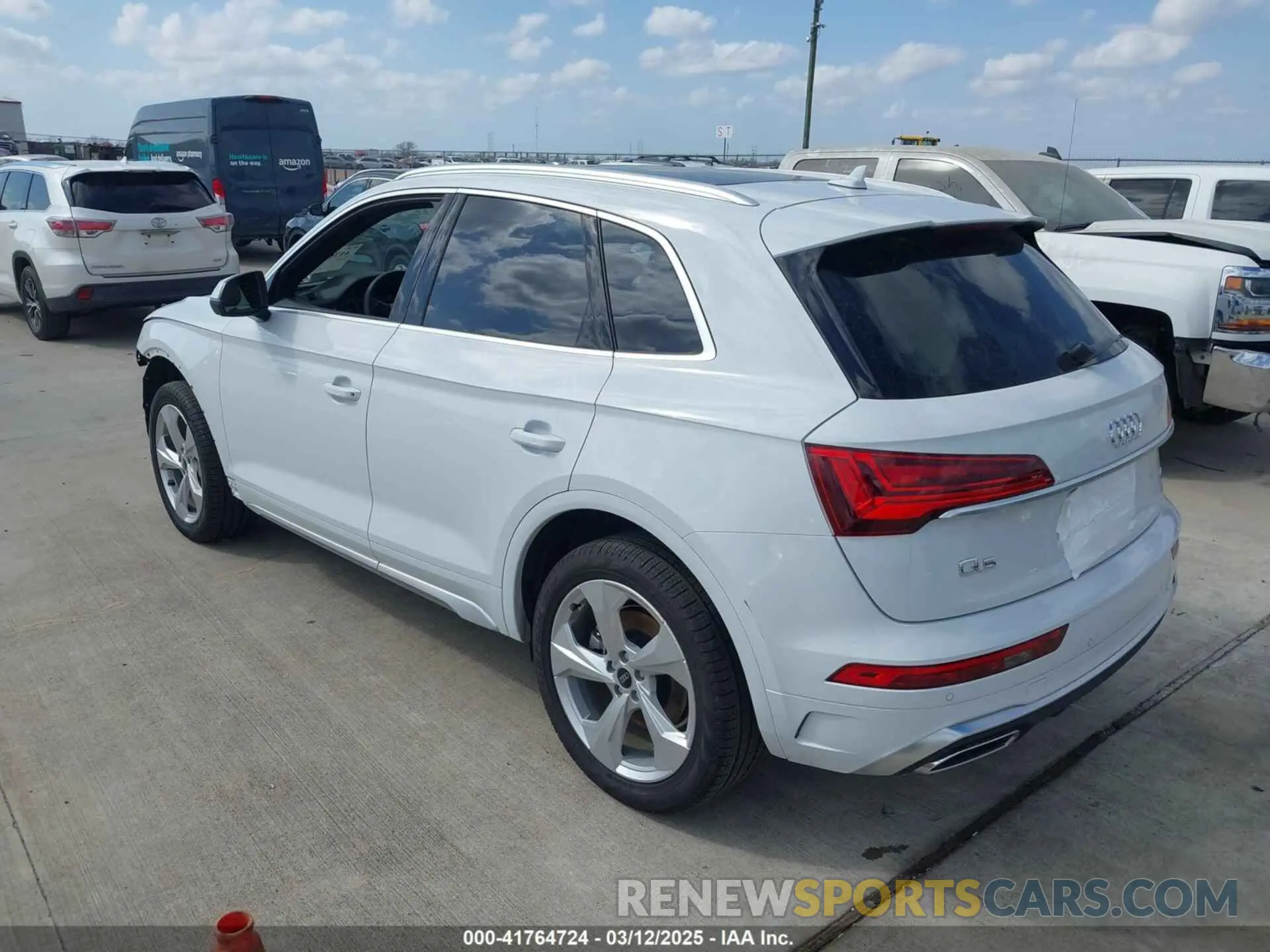 3 Photograph of a damaged car WA1EAAFY1S2016070 AUDI Q5 2025