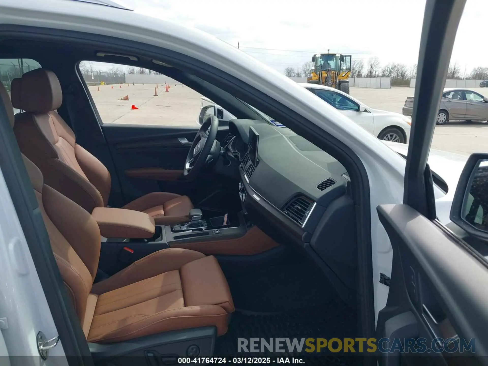 5 Photograph of a damaged car WA1EAAFY1S2016070 AUDI Q5 2025