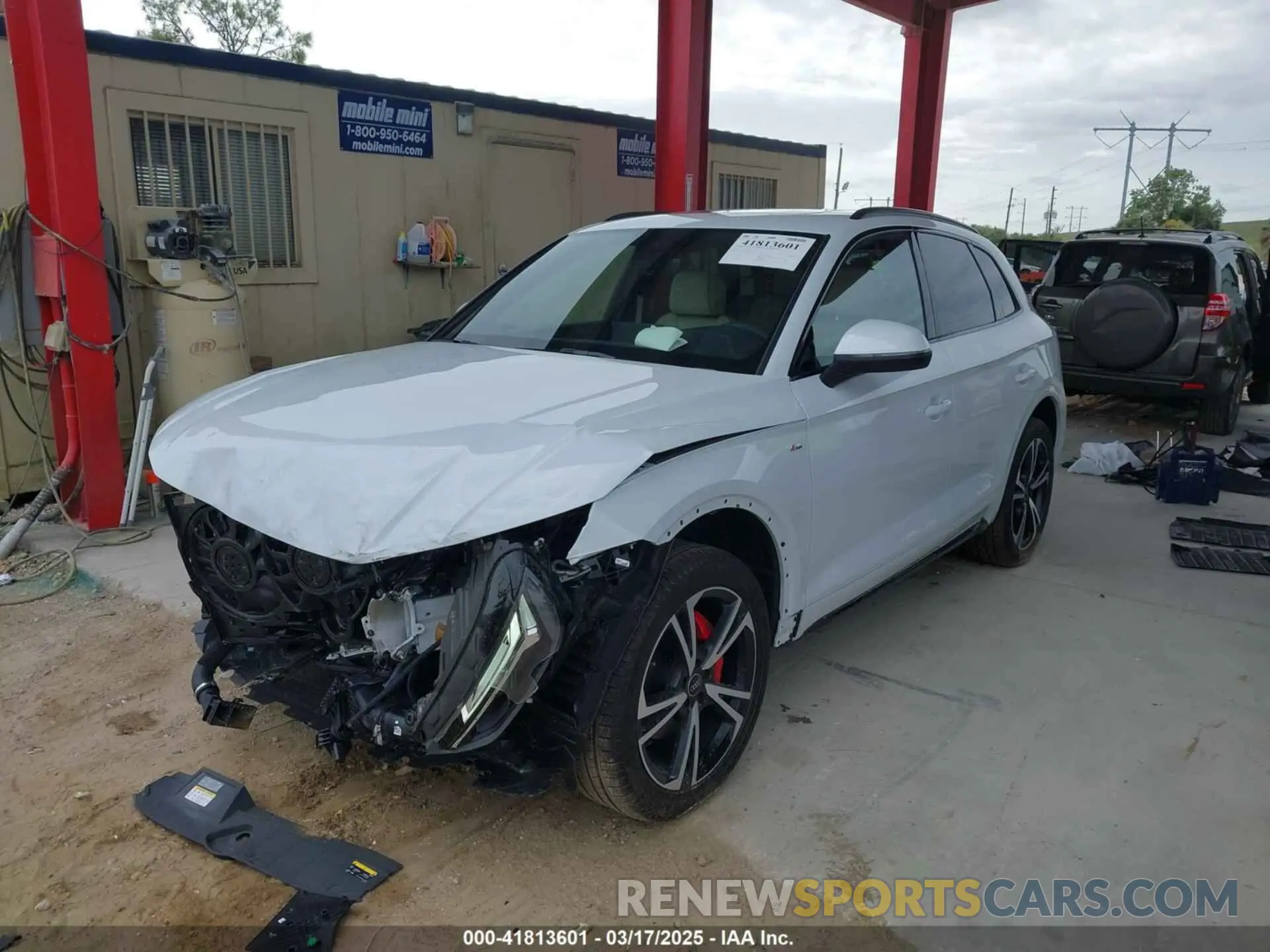 2 Photograph of a damaged car WA1EAAFY3S2013364 AUDI Q5 2025
