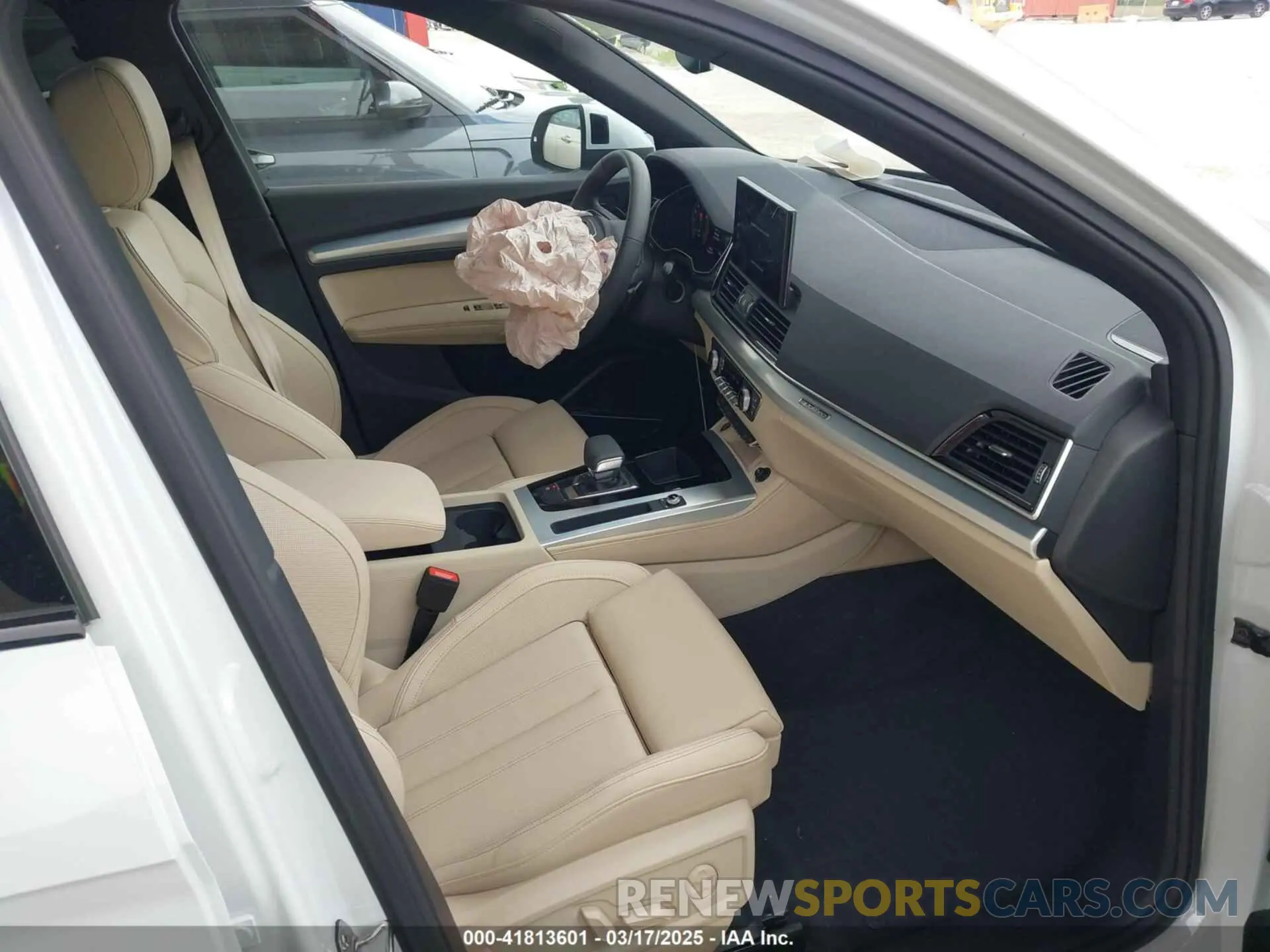 5 Photograph of a damaged car WA1EAAFY3S2013364 AUDI Q5 2025