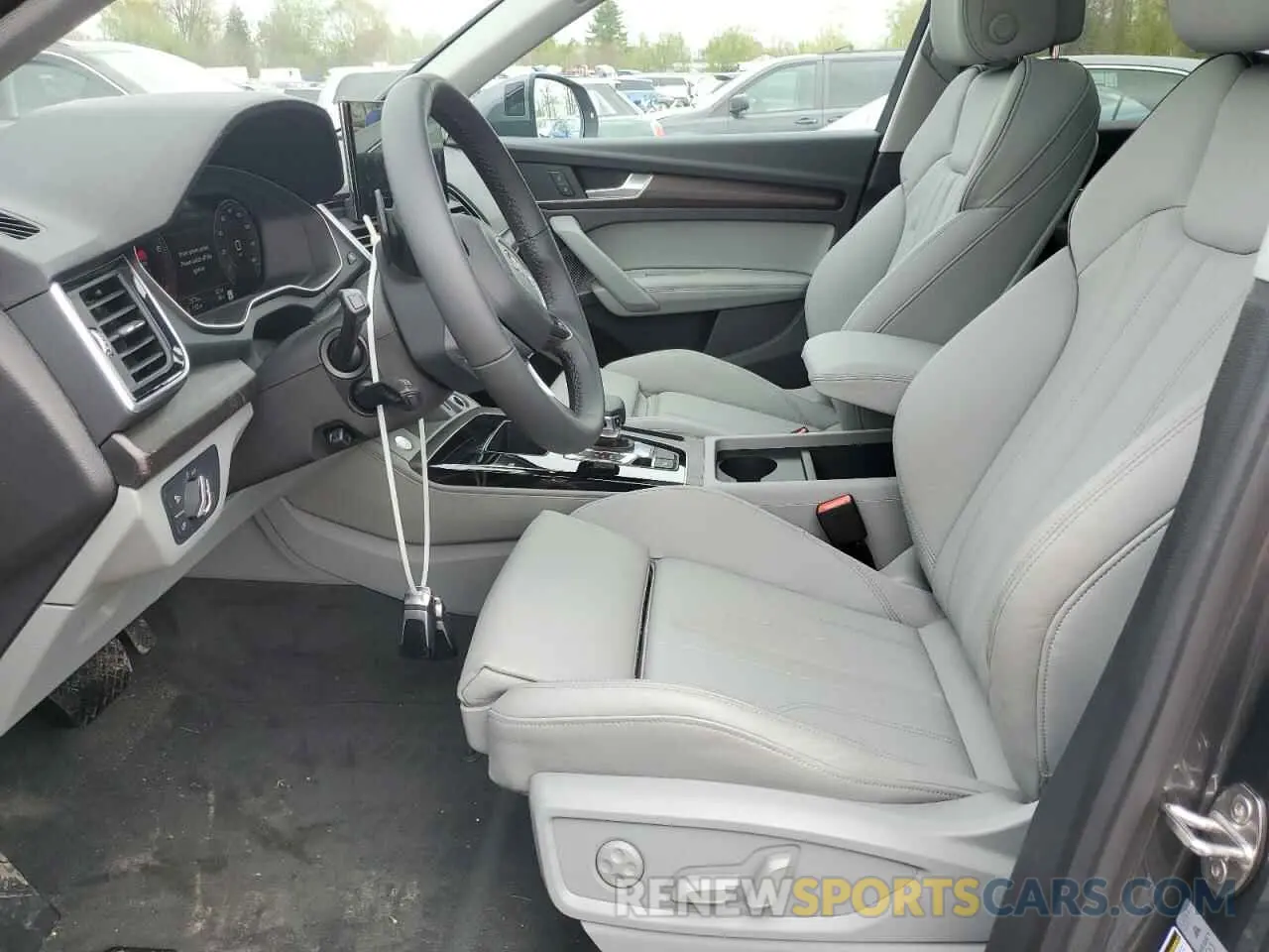 7 Photograph of a damaged car WA1EAAFY3S2035946 AUDI Q5 2025