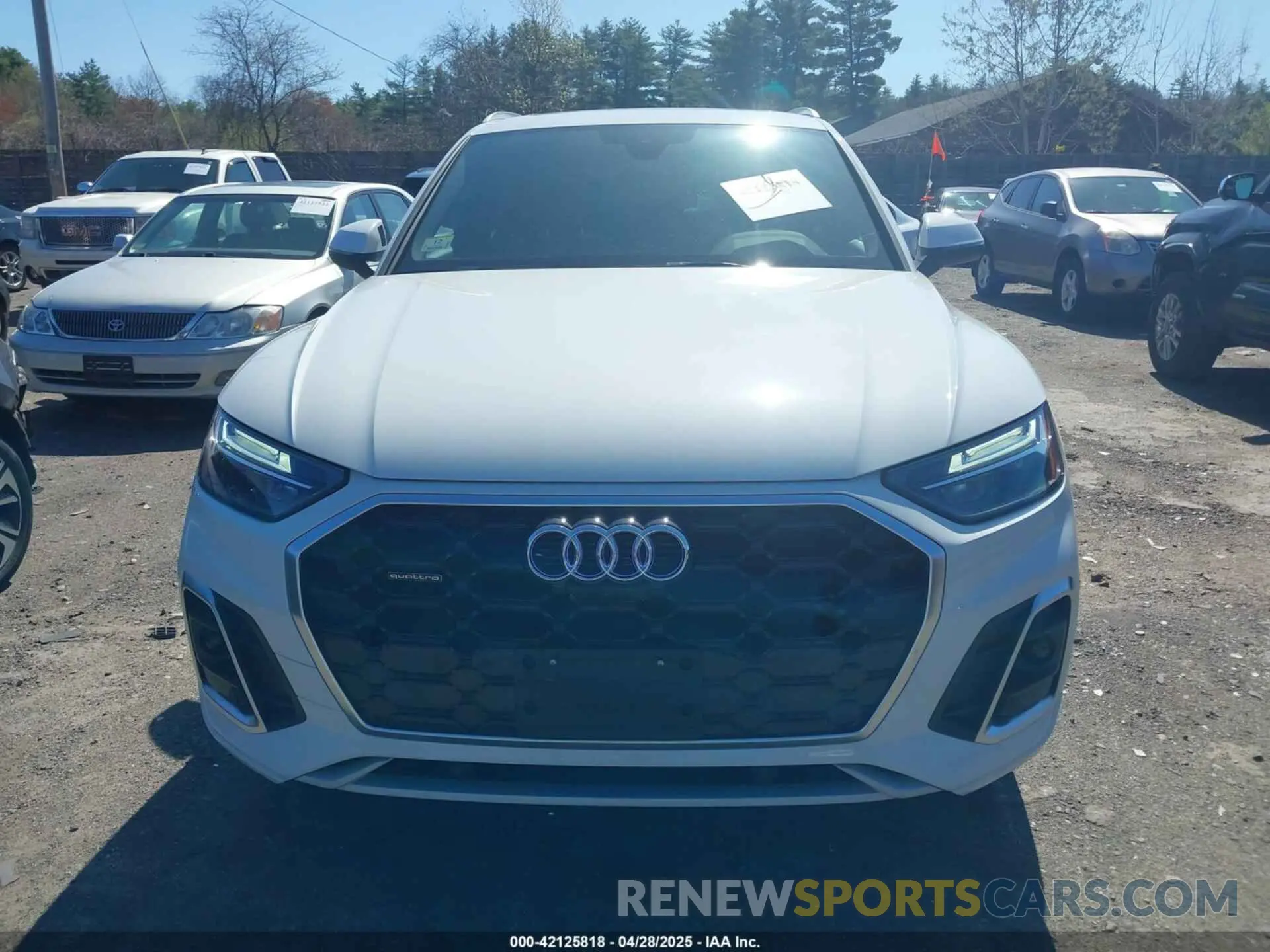 12 Photograph of a damaged car WA1EAAFY9S2016575 AUDI Q5 2025