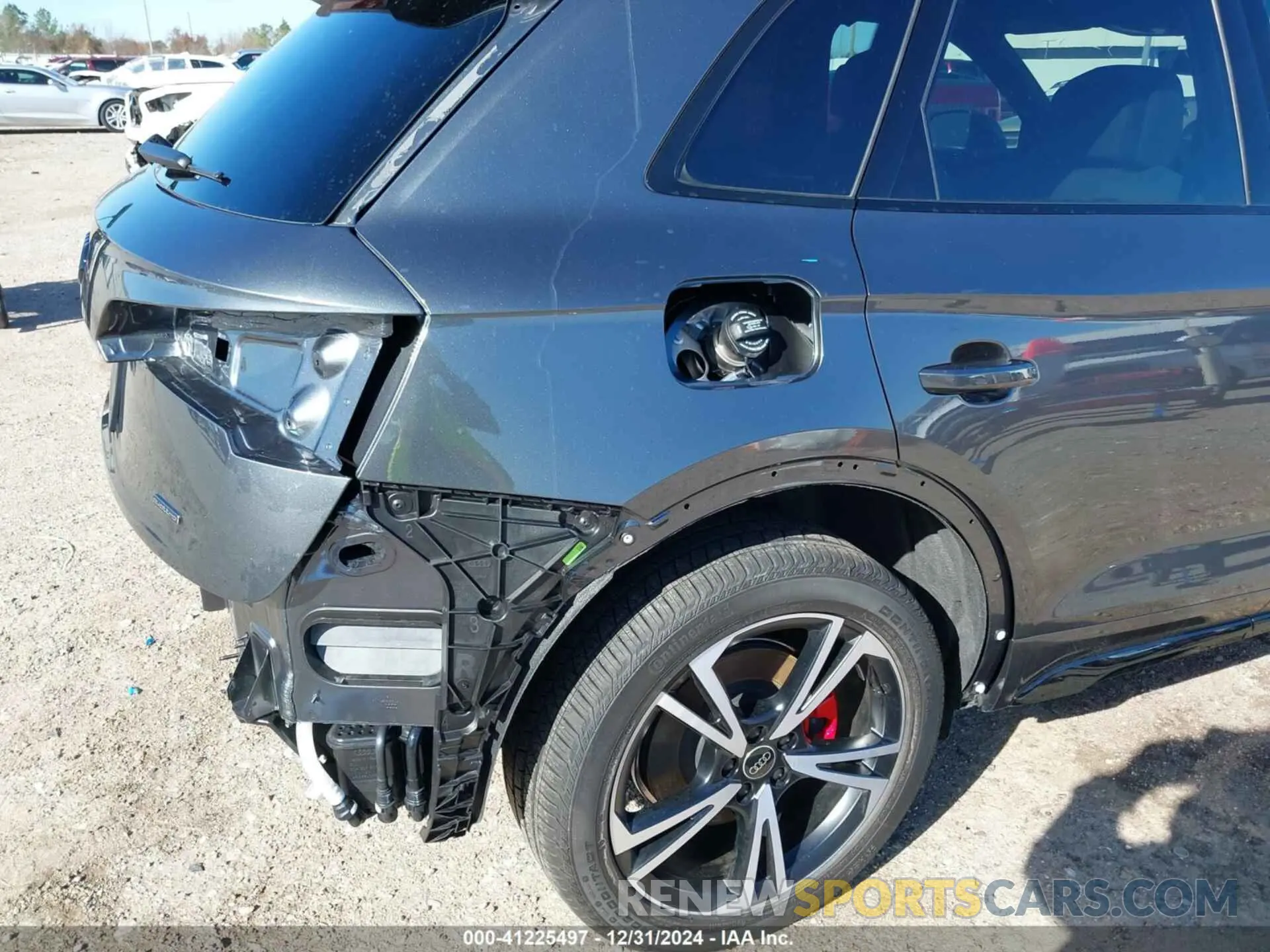 19 Photograph of a damaged car WA1FAAFY1S2004652 AUDI Q5 2025