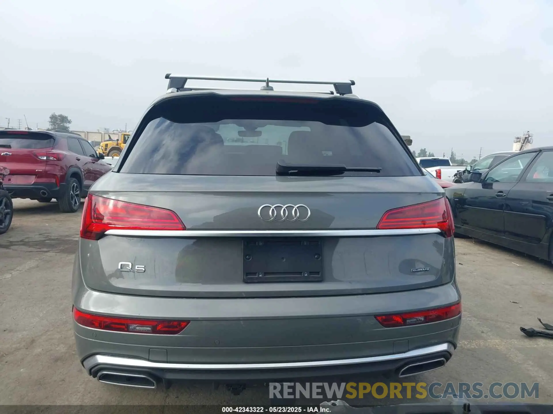 16 Photograph of a damaged car WA1G2AFY8S2006125 AUDI Q5 2025