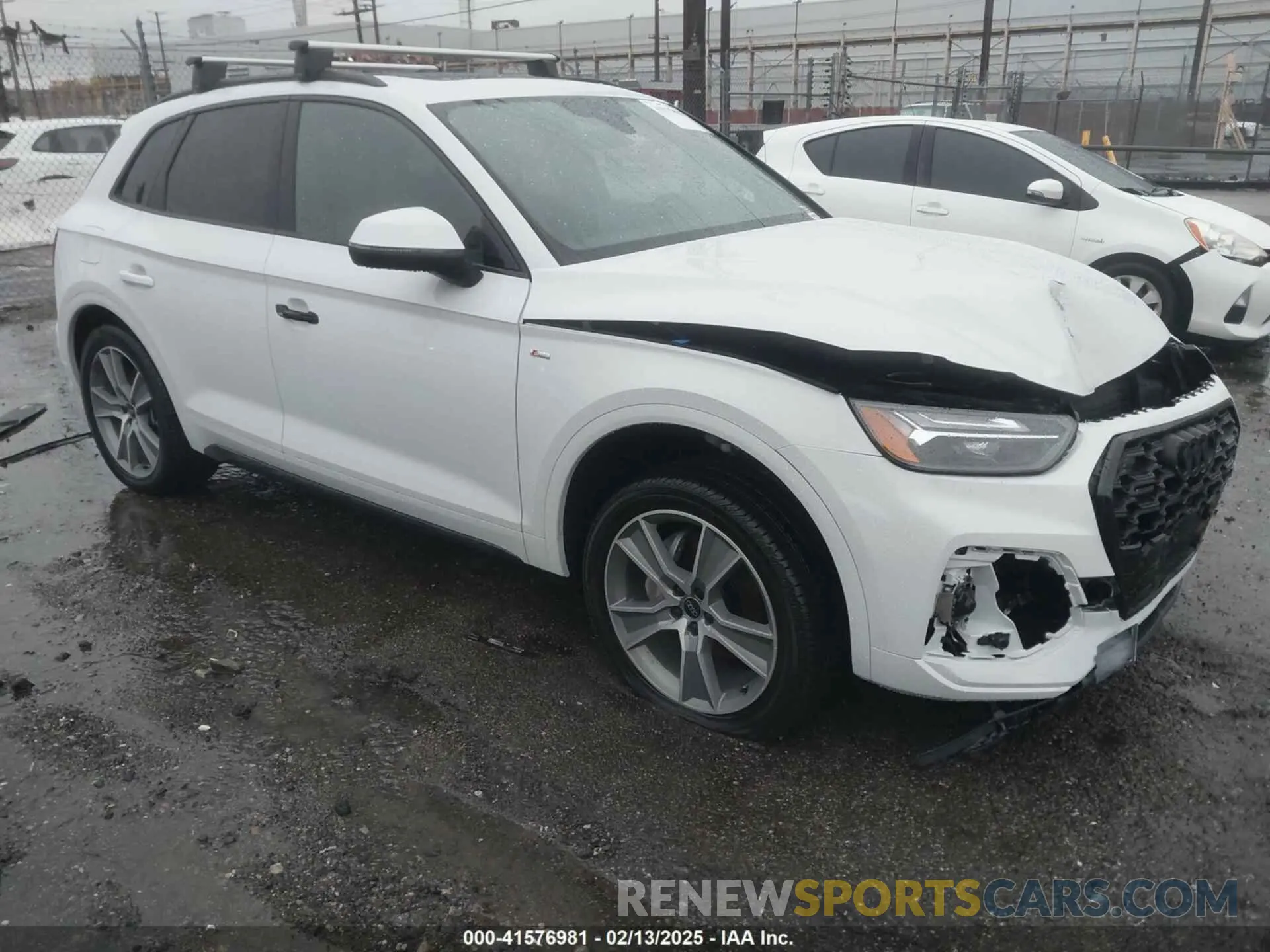1 Photograph of a damaged car WA1GAAFY2S2029189 AUDI Q5 2025