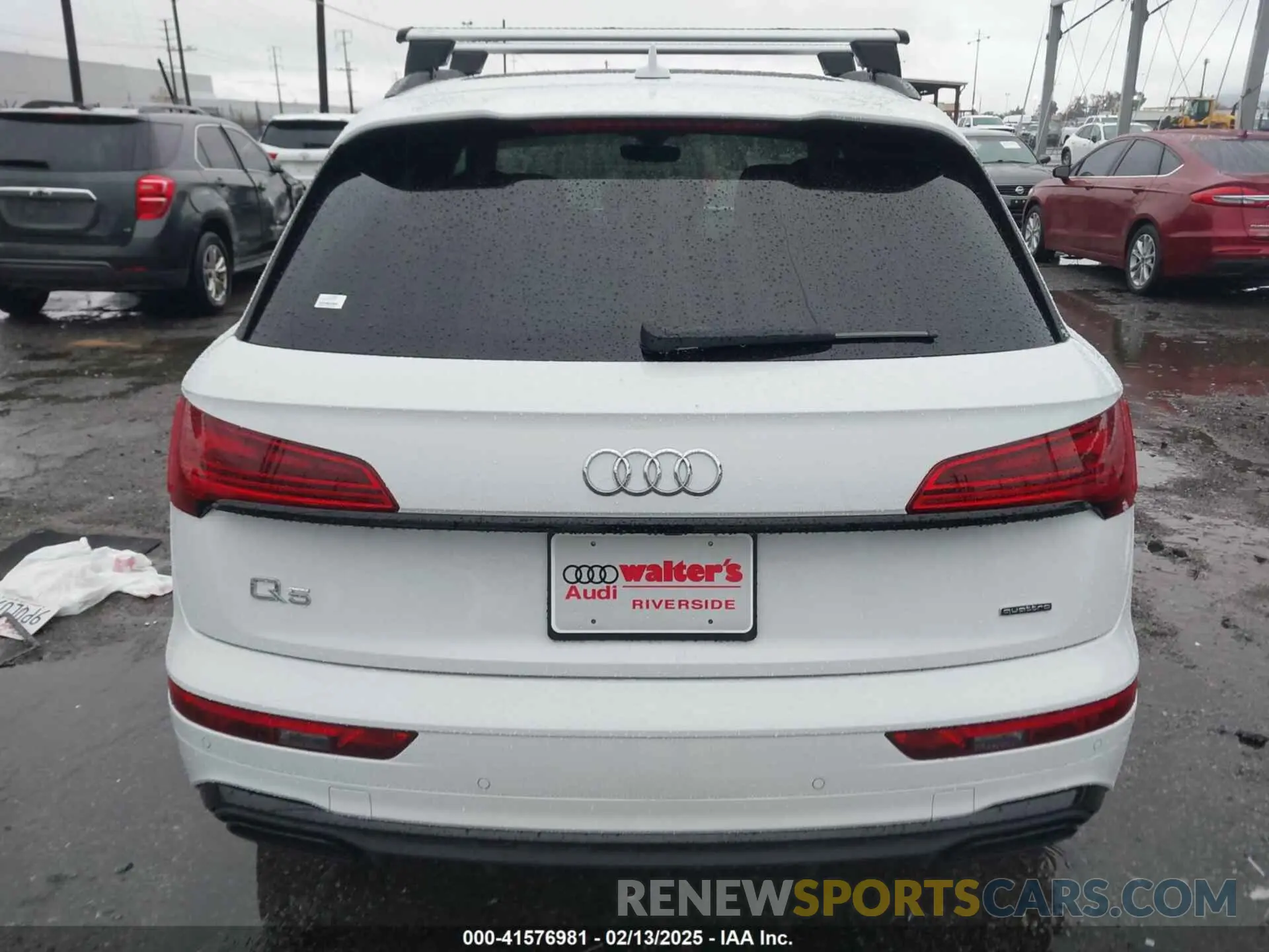 16 Photograph of a damaged car WA1GAAFY2S2029189 AUDI Q5 2025