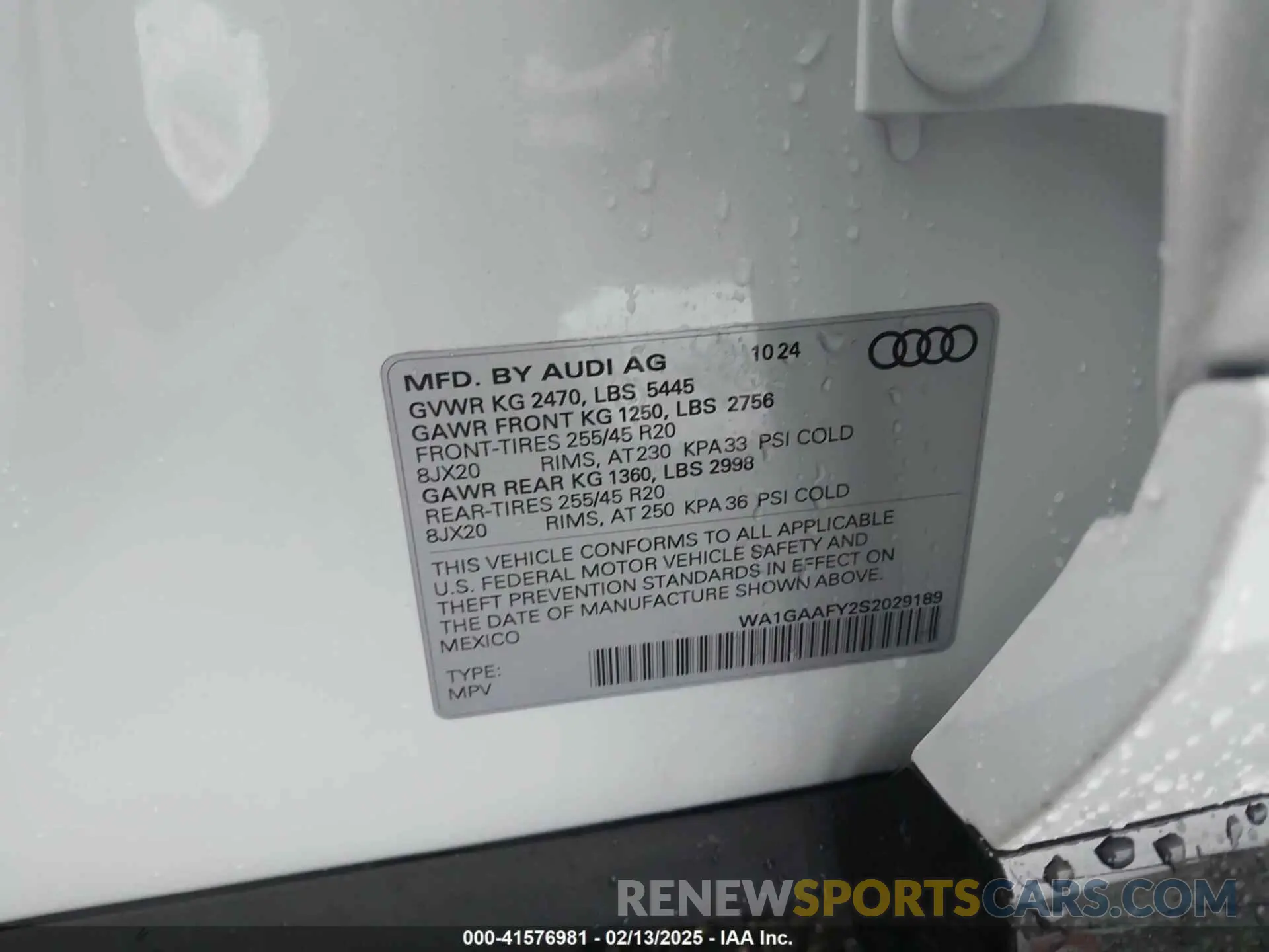 9 Photograph of a damaged car WA1GAAFY2S2029189 AUDI Q5 2025