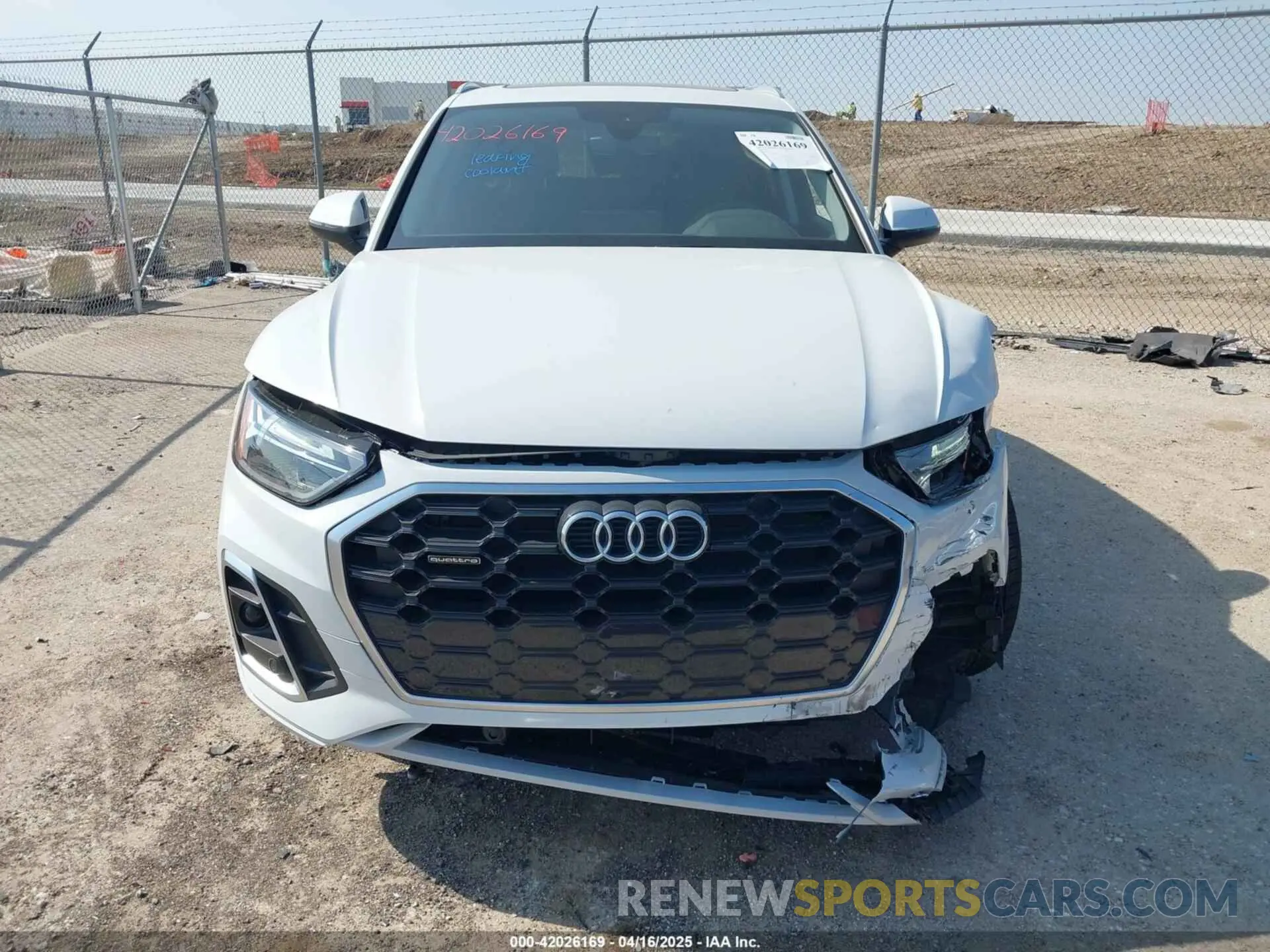 12 Photograph of a damaged car WA1GAAFY5S2029171 AUDI Q5 2025