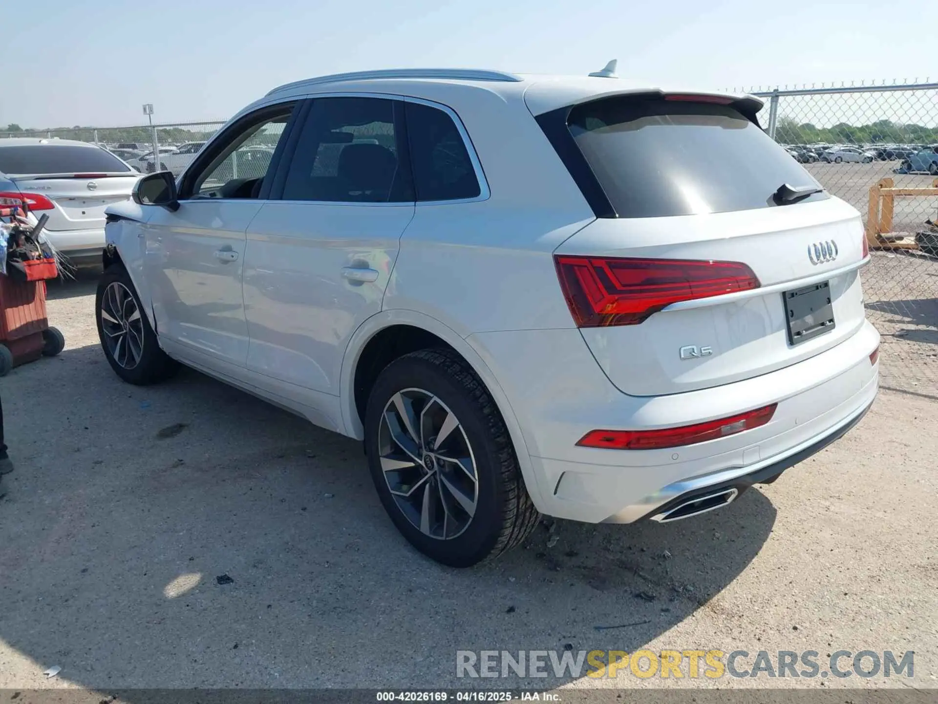 3 Photograph of a damaged car WA1GAAFY5S2029171 AUDI Q5 2025