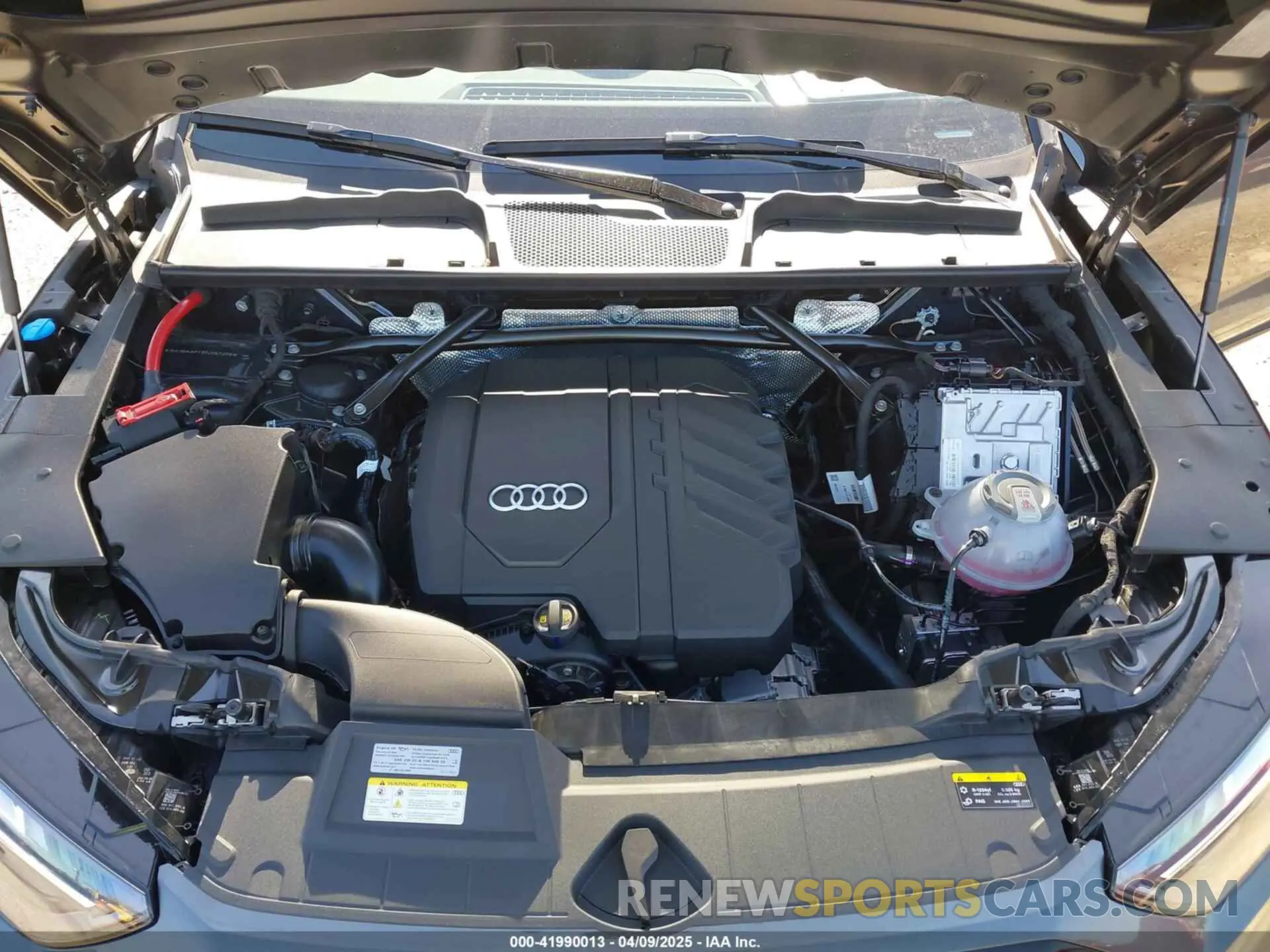 10 Photograph of a damaged car WA1GAAFY9S2057278 AUDI Q5 2025