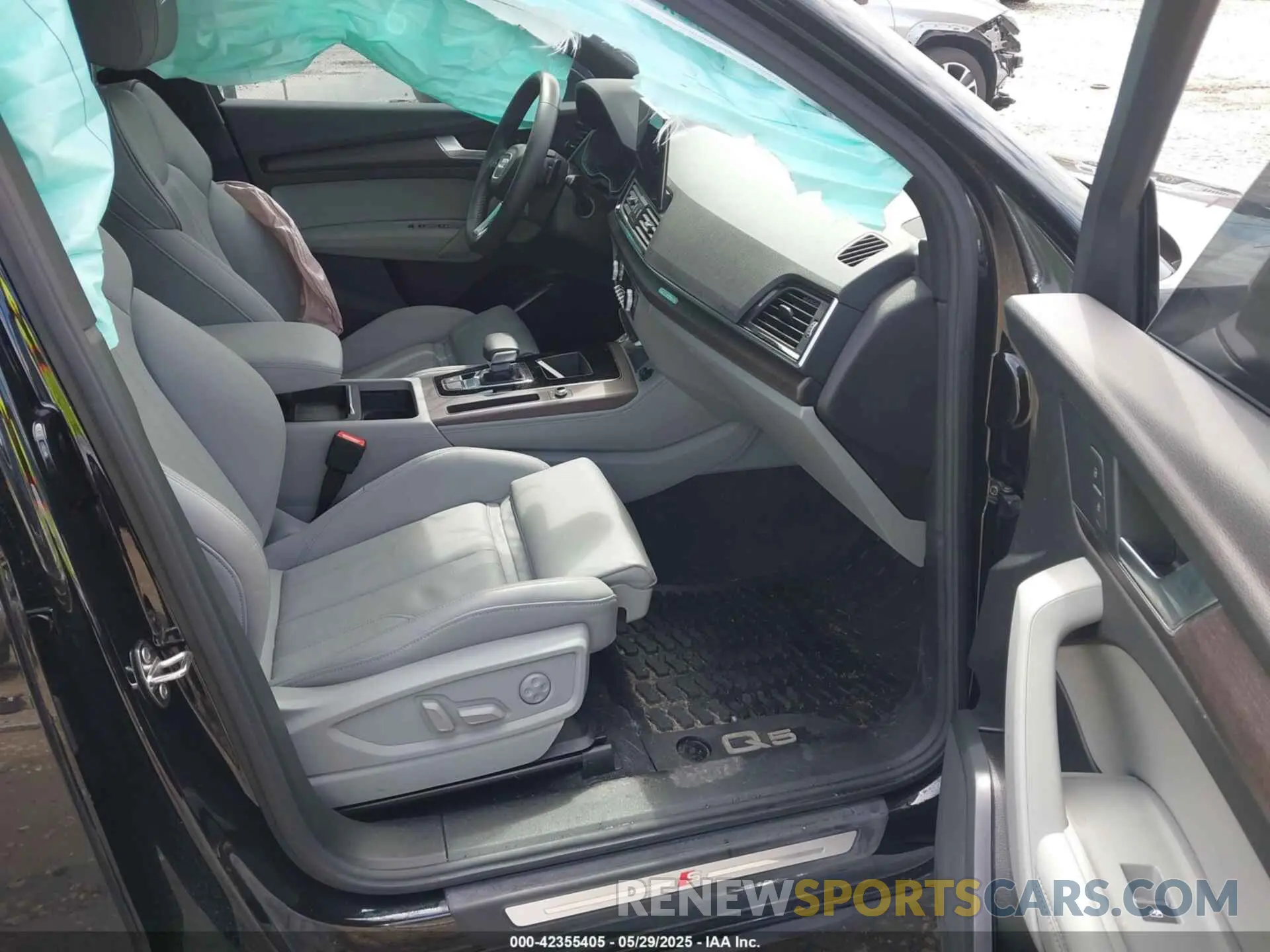 5 Photograph of a damaged car WA15AAFY9N2116891 AUDI Q5 SPORTBACK 2022