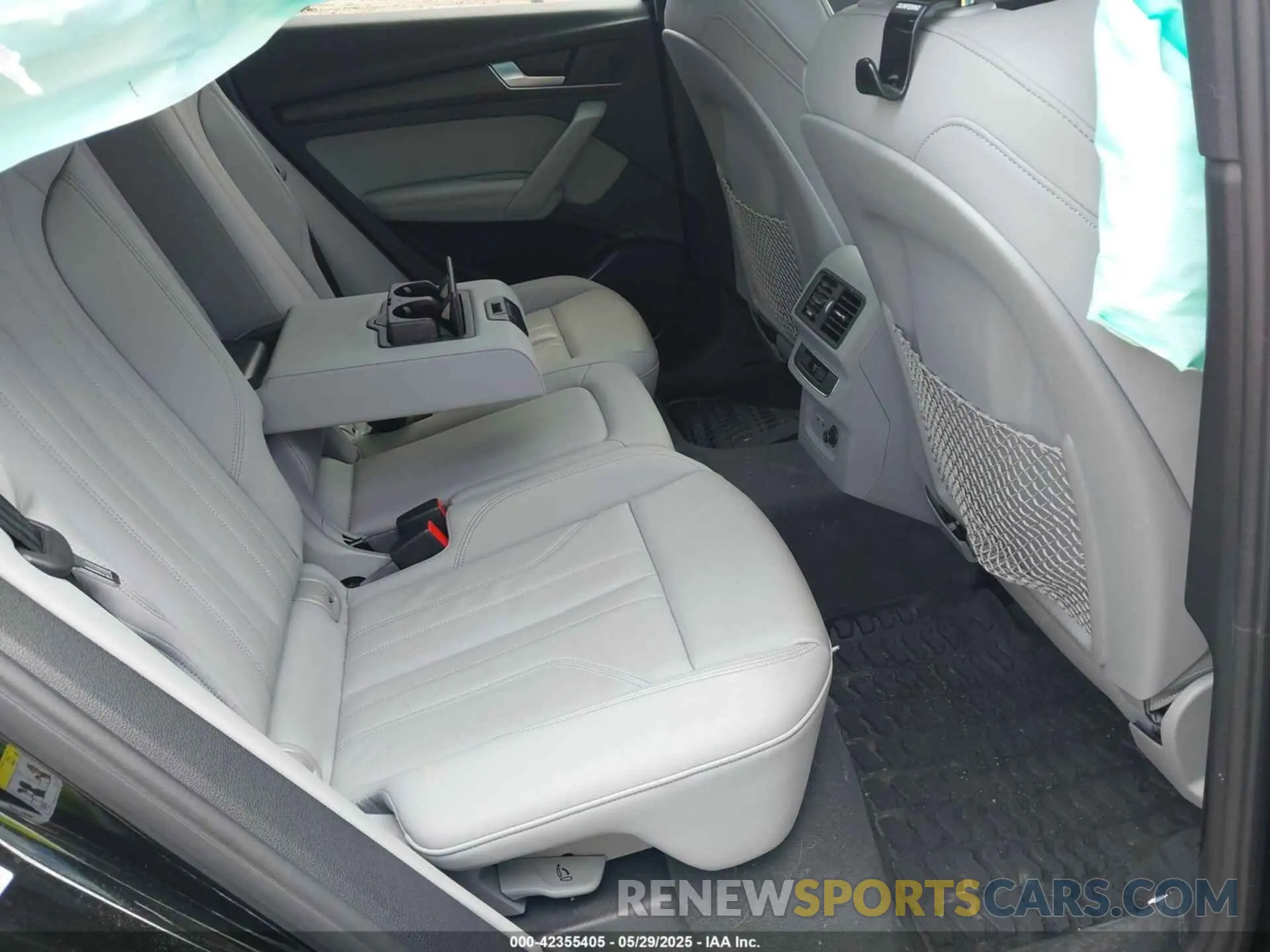 8 Photograph of a damaged car WA15AAFY9N2116891 AUDI Q5 SPORTBACK 2022