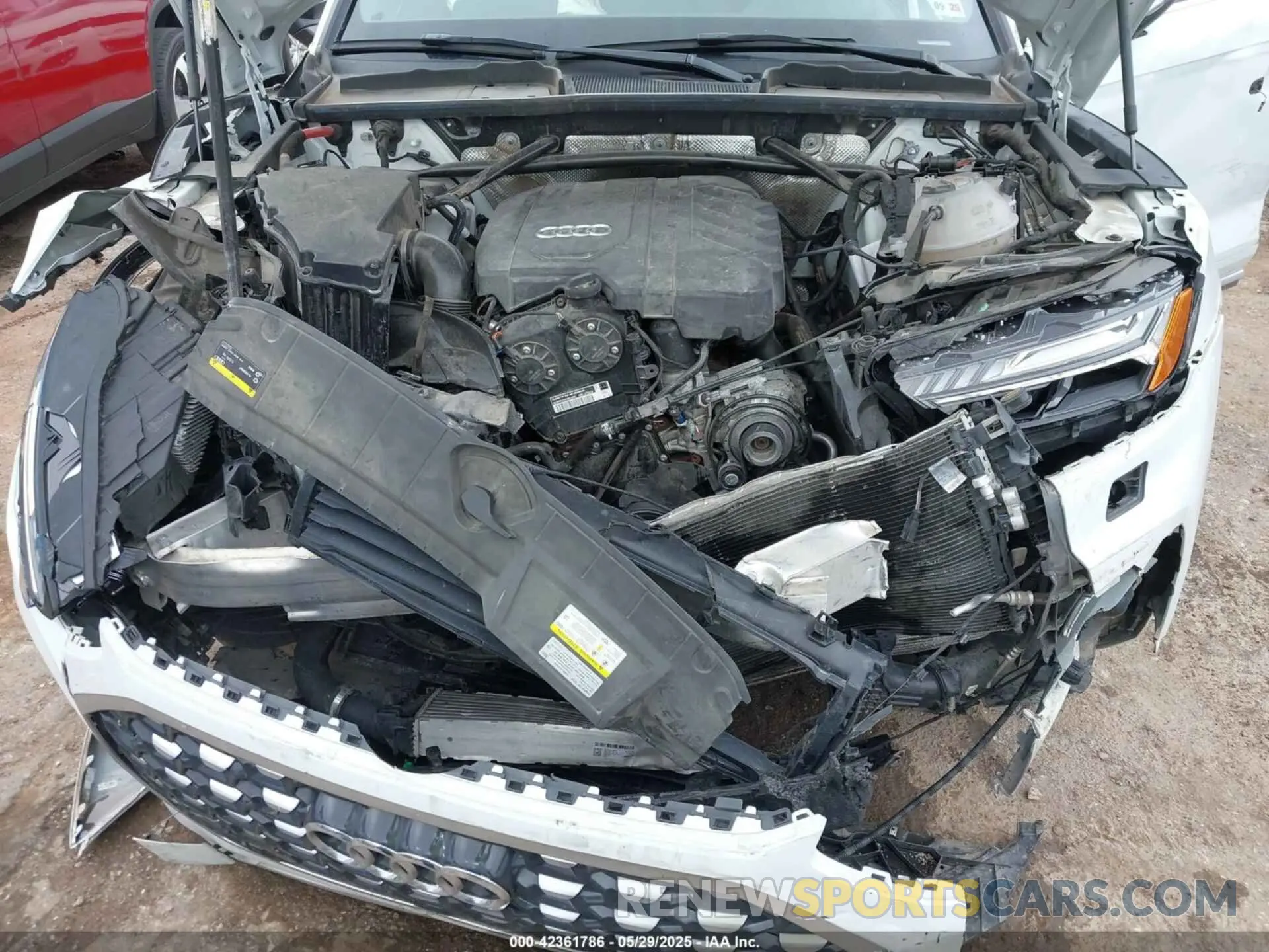 10 Photograph of a damaged car WA16AAFY9N2042876 AUDI Q5 SPORTBACK 2022