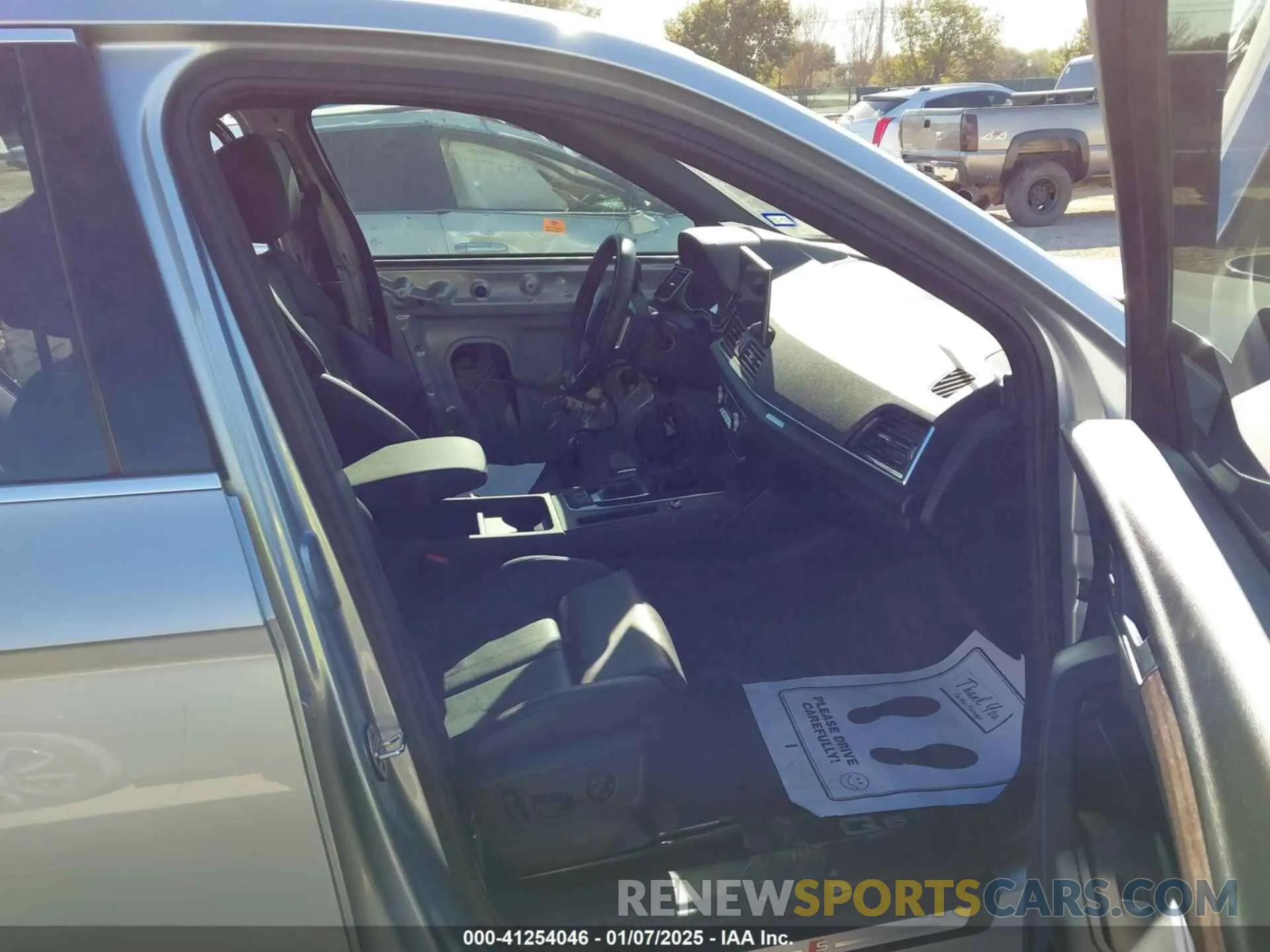 5 Photograph of a damaged car WA14AAFY7P2112384 AUDI Q5 SPORTBACK 2023