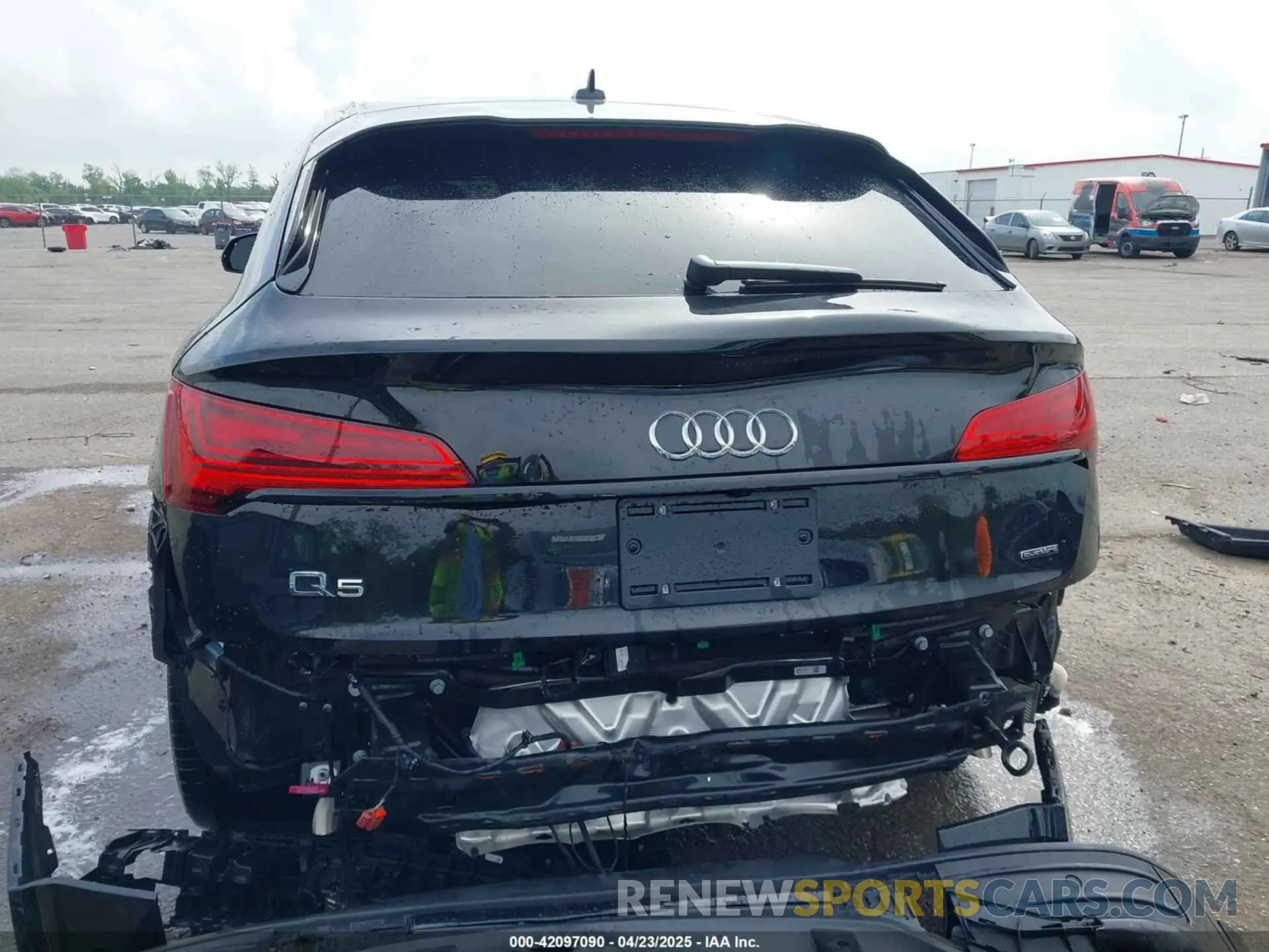 16 Photograph of a damaged car WA15AAFY1P2184394 AUDI Q5 SPORTBACK 2023