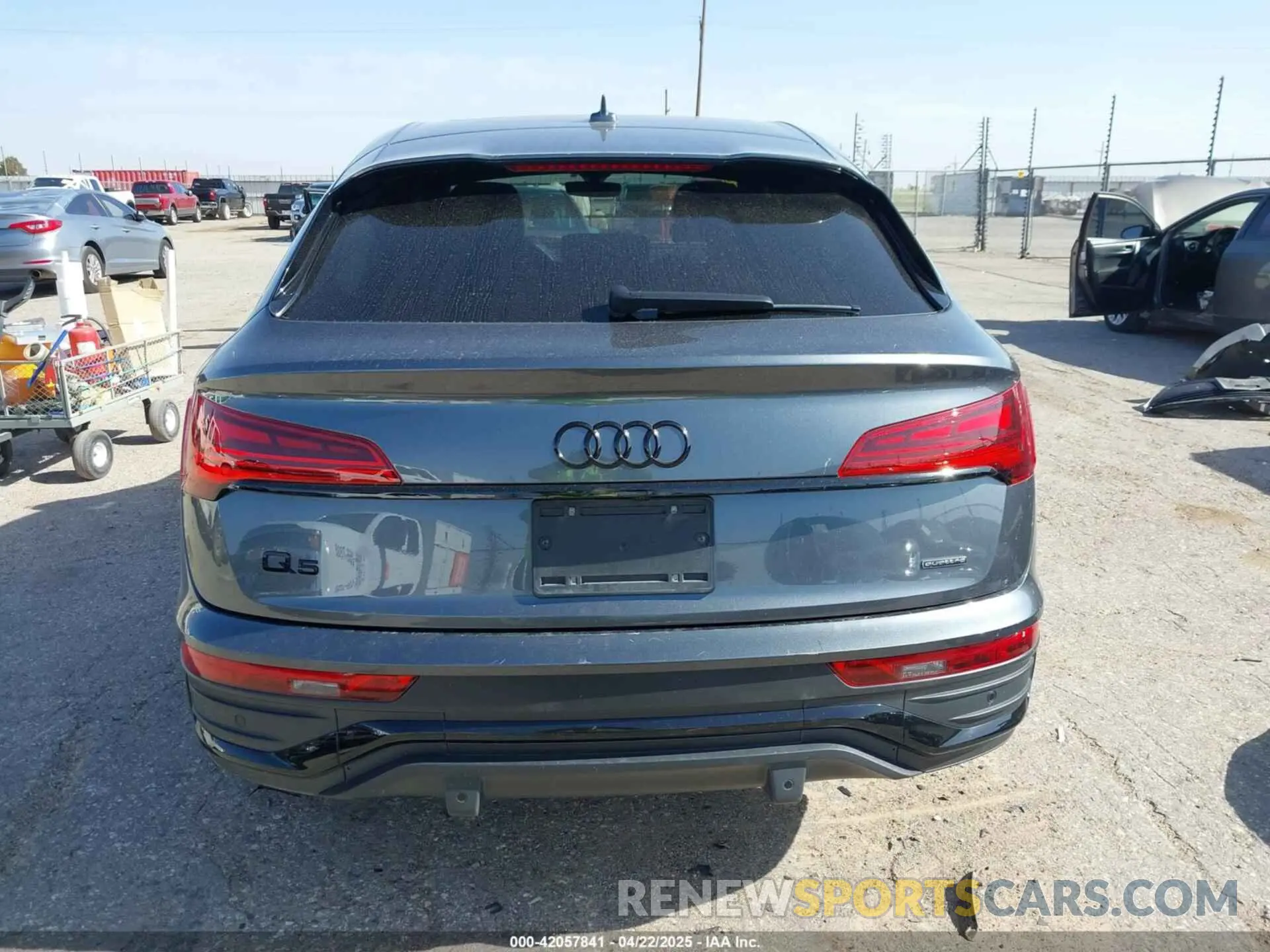 17 Photograph of a damaged car WA15AAFY7P2074384 AUDI Q5 SPORTBACK 2023