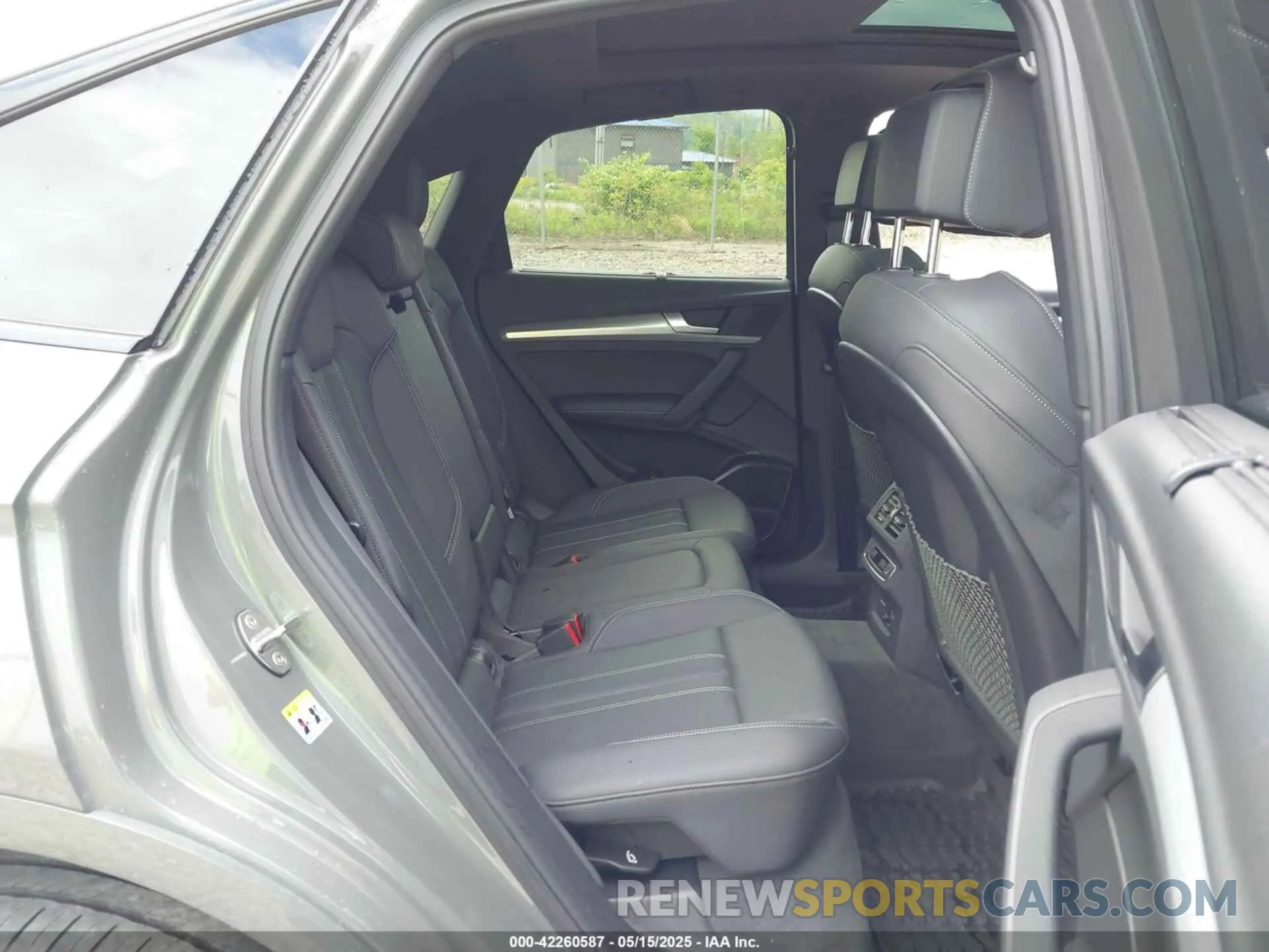 8 Photograph of a damaged car WA16AAFY1P2013875 AUDI Q5 SPORTBACK 2023