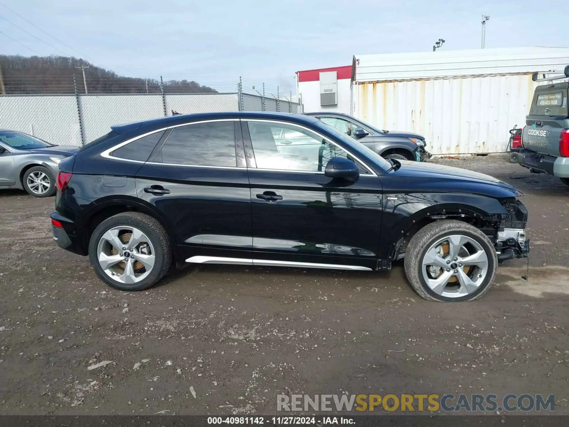 14 Photograph of a damaged car WA16AAFY4P2155928 AUDI Q5 SPORTBACK 2023