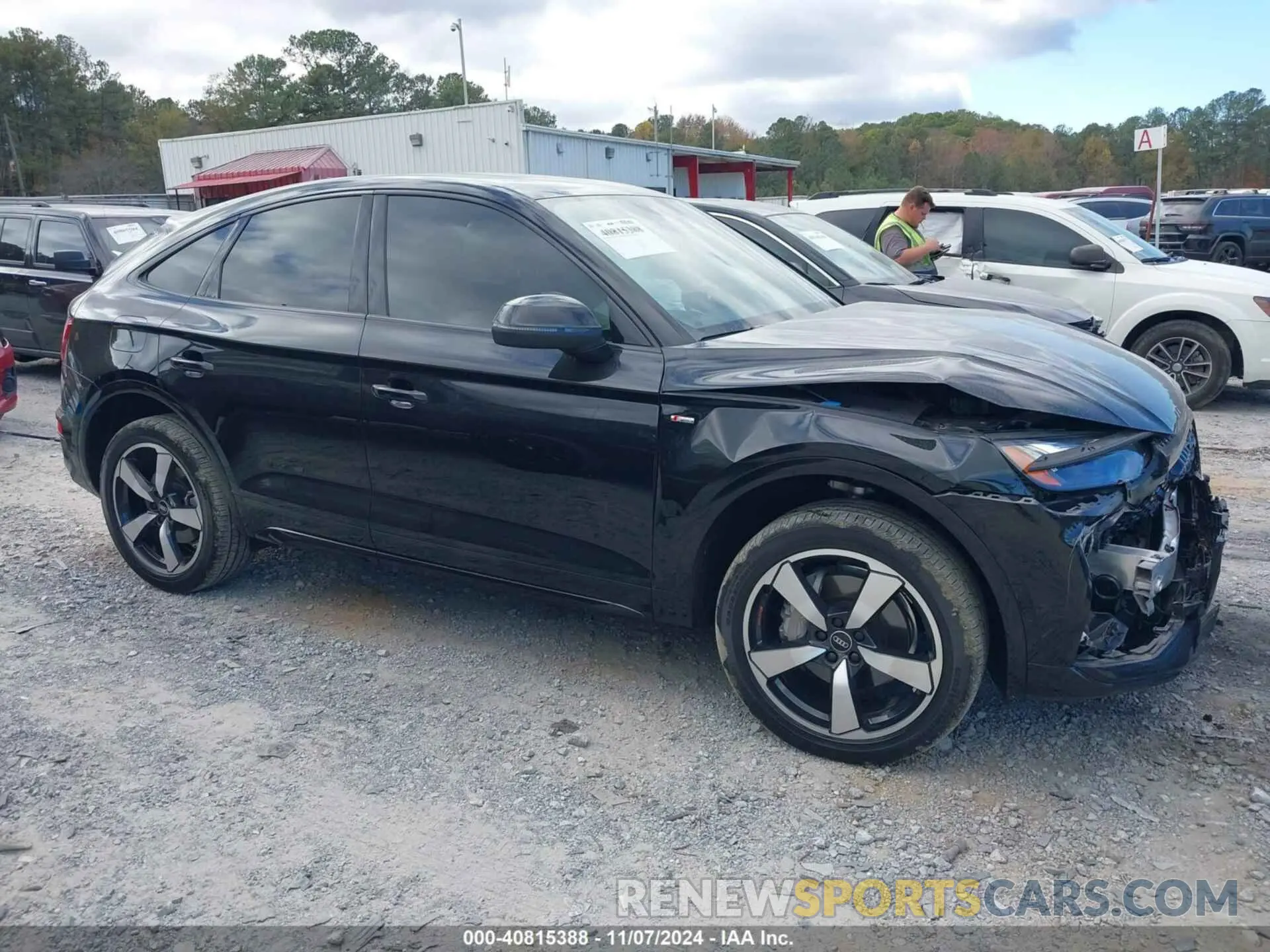 13 Photograph of a damaged car WA16AAFY7P2035265 AUDI Q5 SPORTBACK 2023