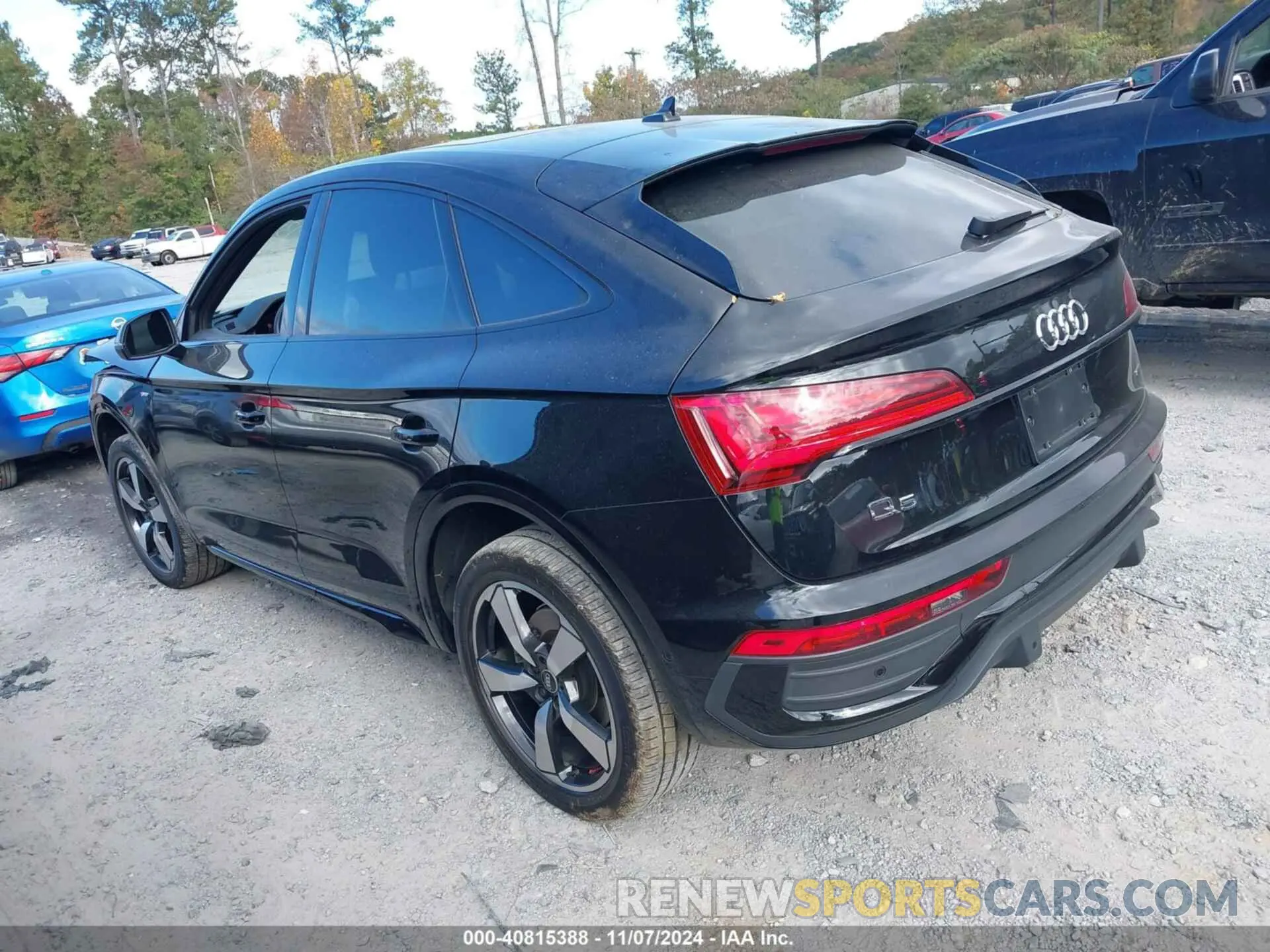 3 Photograph of a damaged car WA16AAFY7P2035265 AUDI Q5 SPORTBACK 2023