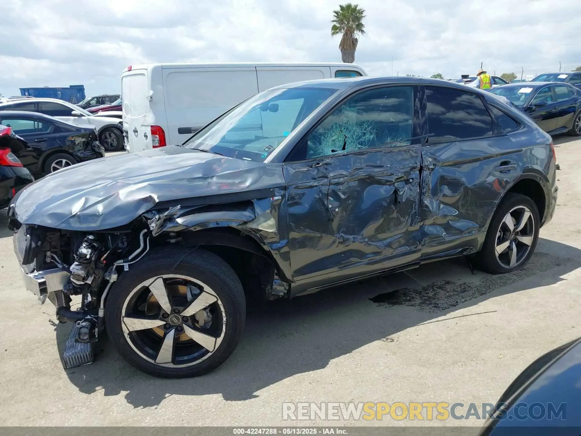 14 Photograph of a damaged car WA16ABFY5P2067296 AUDI Q5 SPORTBACK 2023