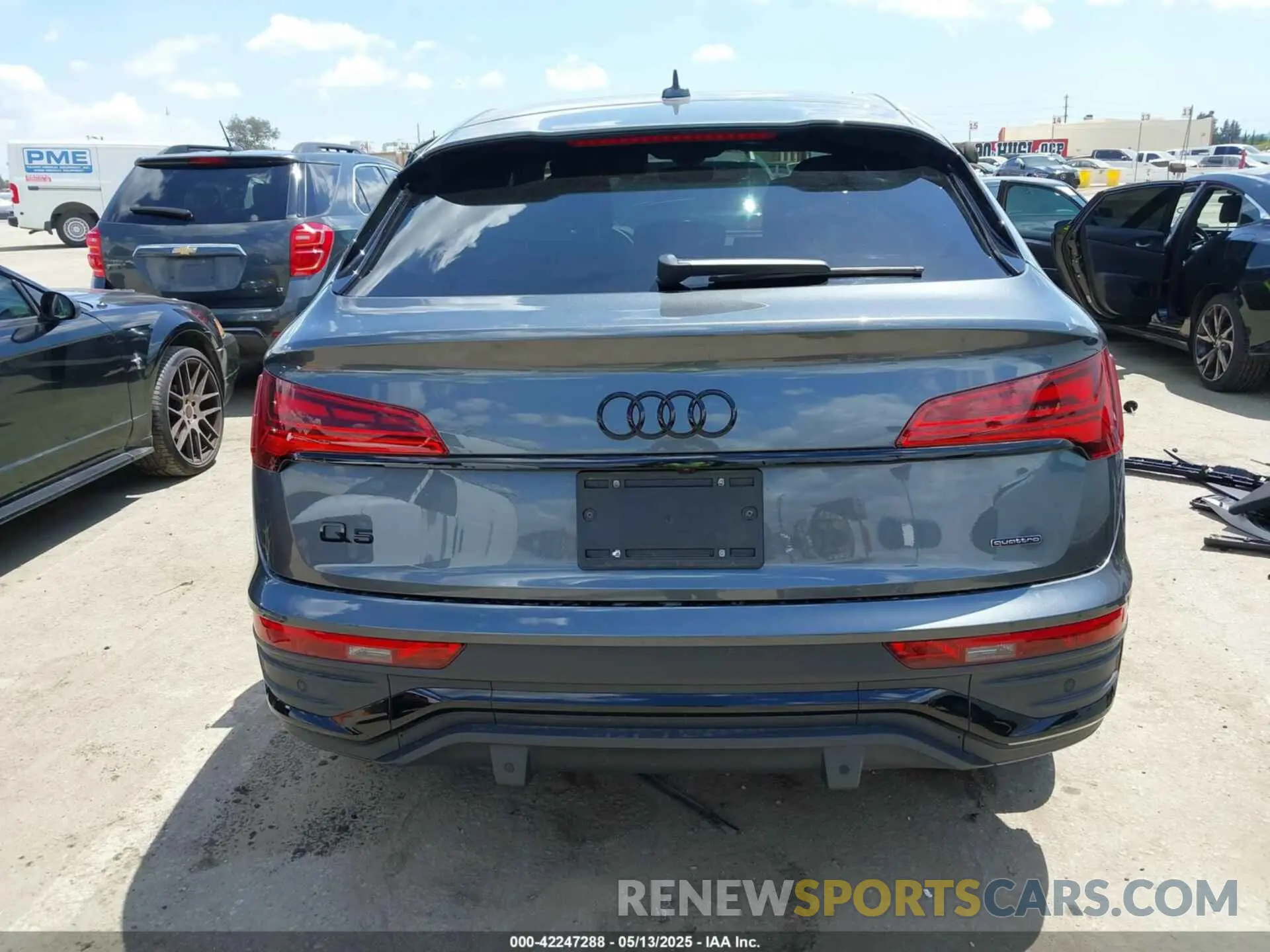 16 Photograph of a damaged car WA16ABFY5P2067296 AUDI Q5 SPORTBACK 2023