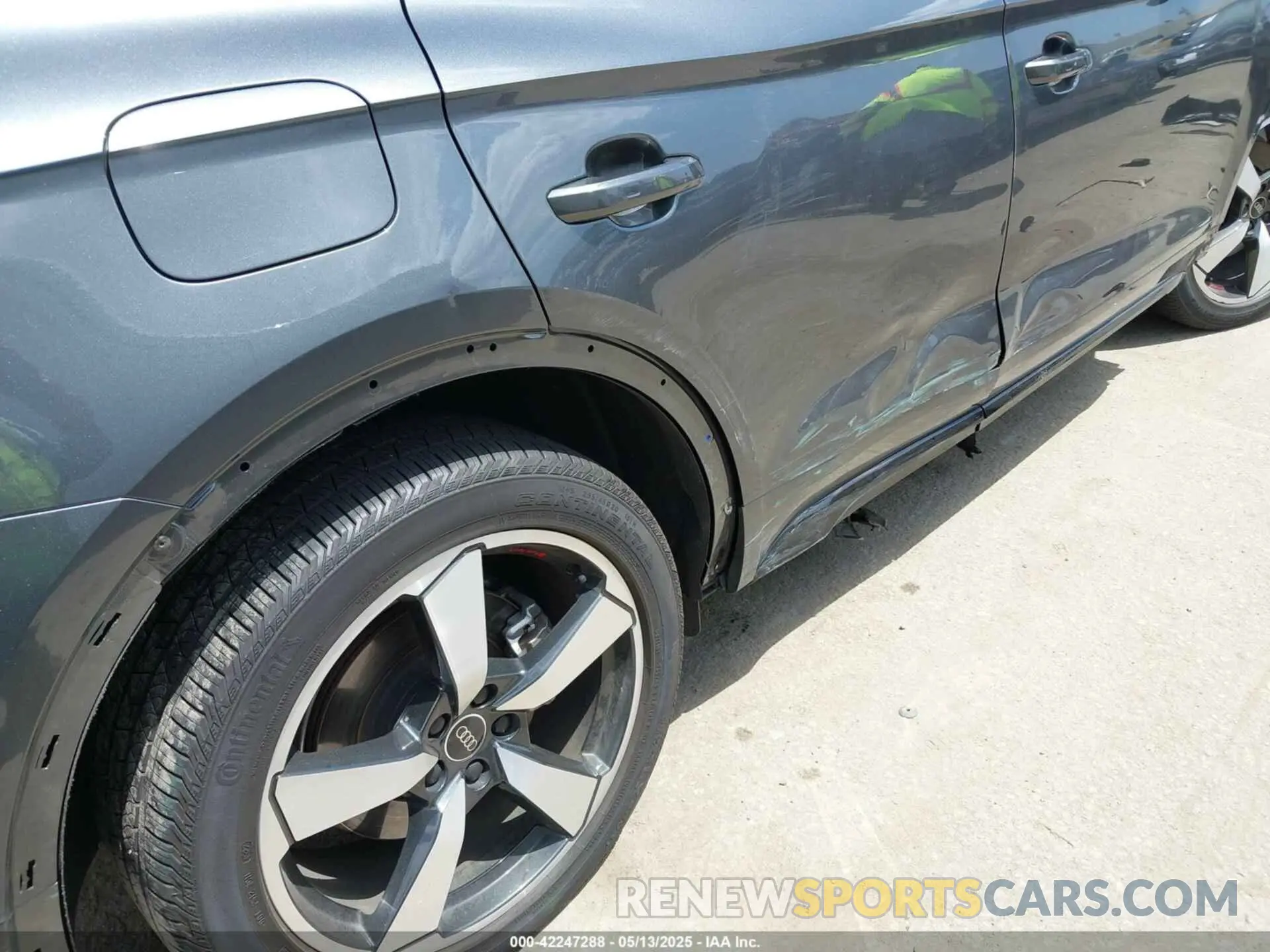 18 Photograph of a damaged car WA16ABFY5P2067296 AUDI Q5 SPORTBACK 2023