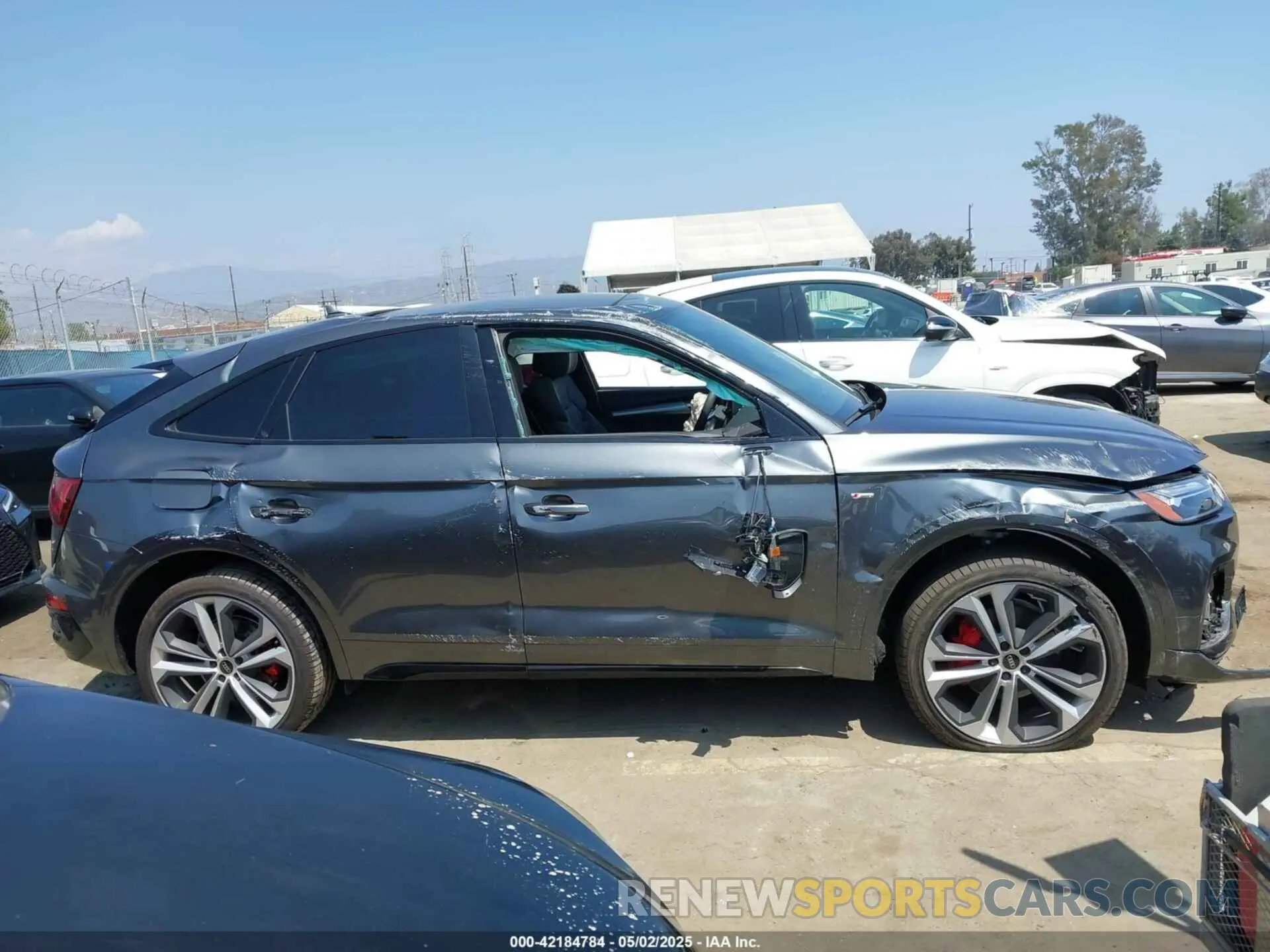 13 Photograph of a damaged car WA15AAFY3R2138424 AUDI Q5 SPORTBACK 2024